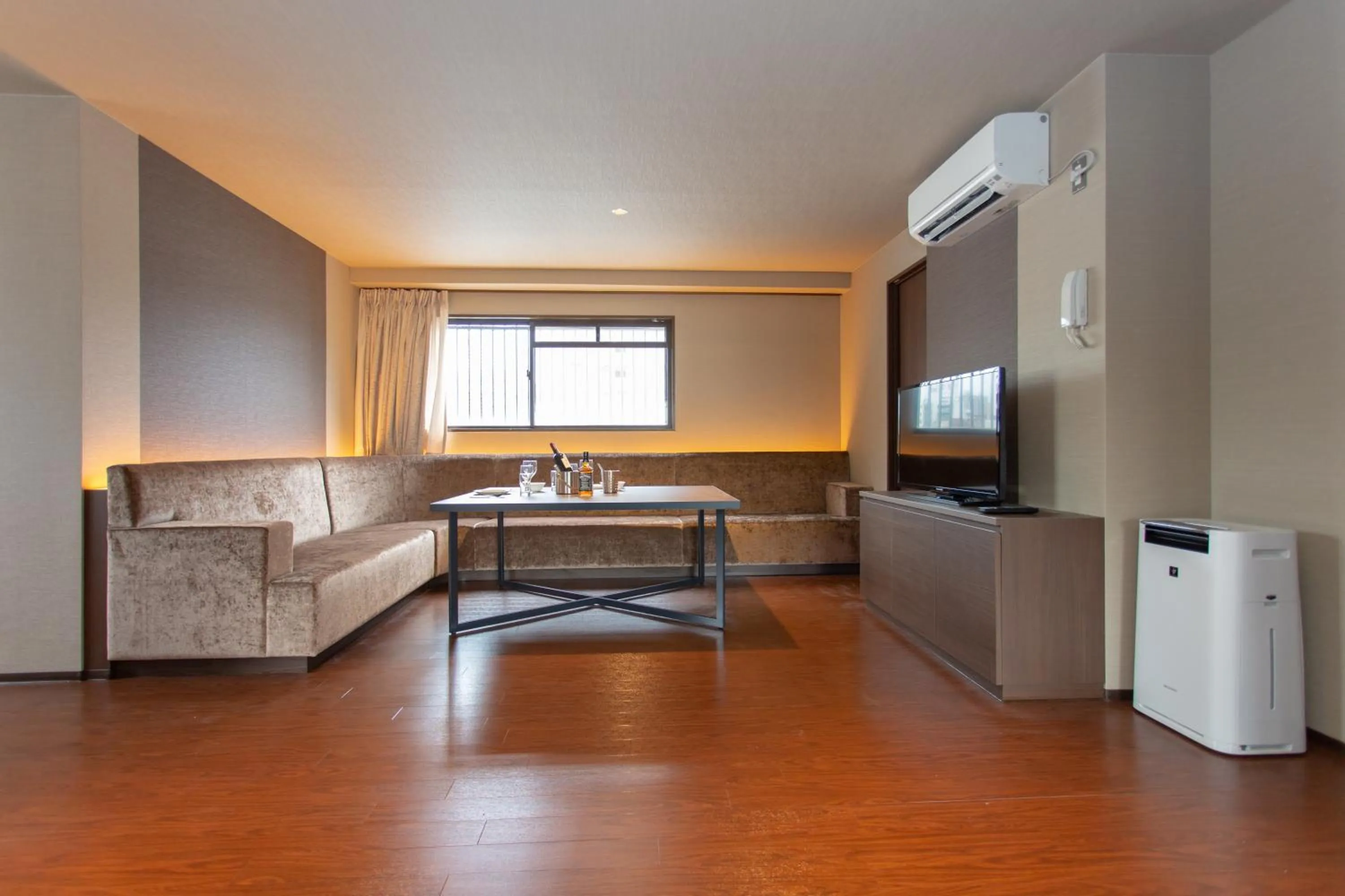 Living room in The Only View - Self Check-In Only