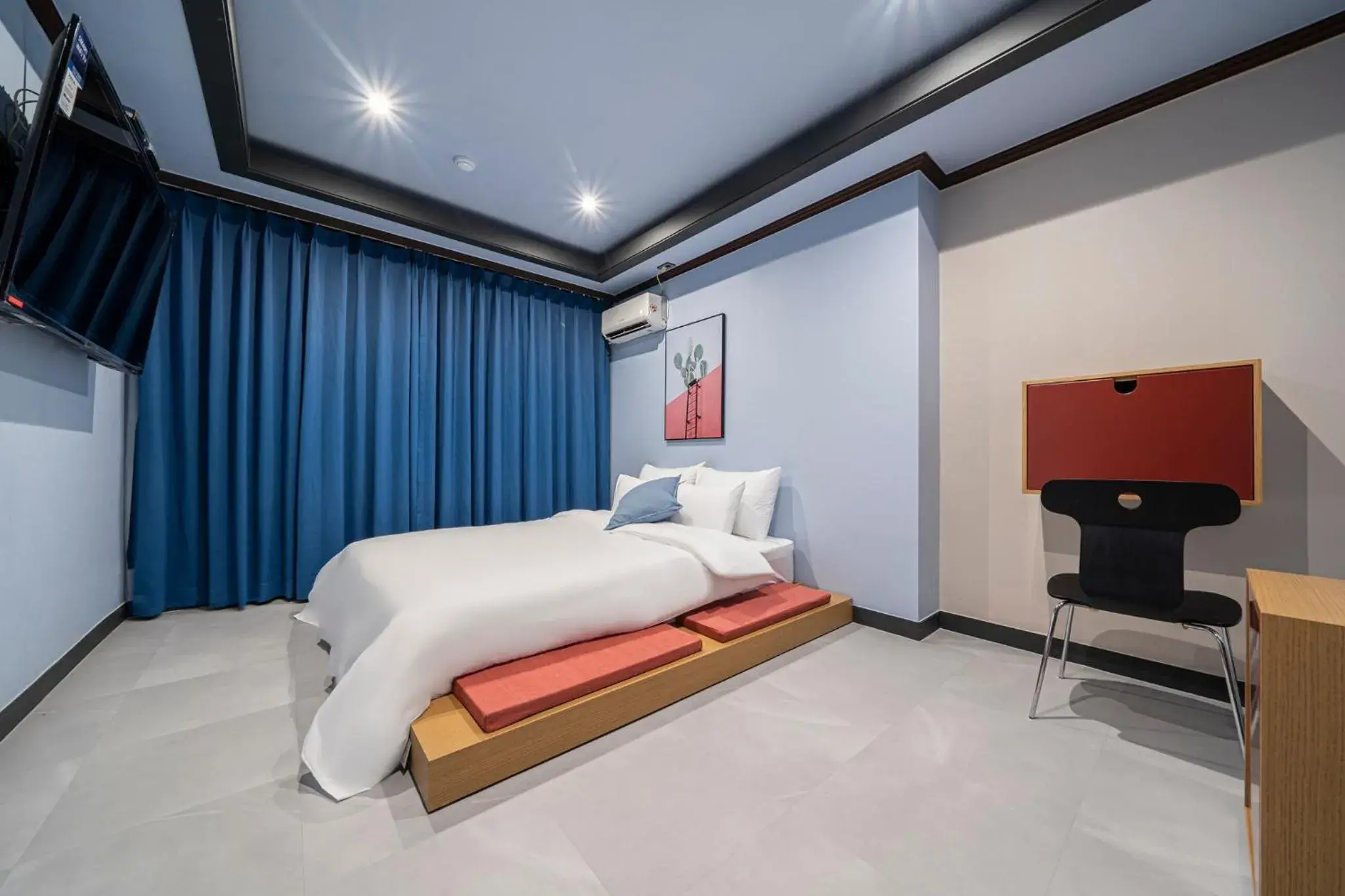 Bed in Shourin Hotel Daejeon by Aank Bed in Shourin Hotel Daejeon by Aank