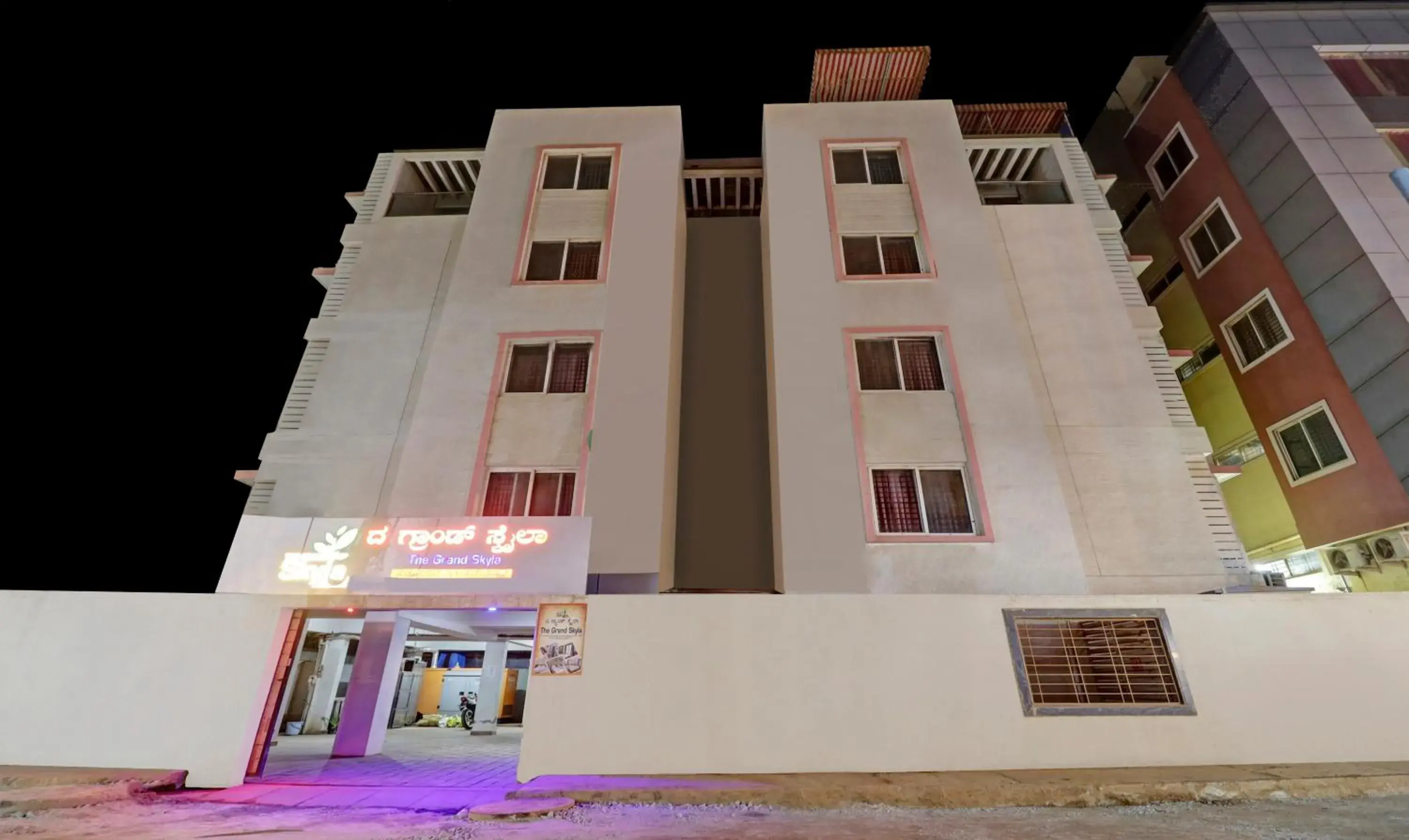 Property building in Treebo The Grand Skyla Marathahalli Property building in Treebo The Grand Skyla Marathahalli