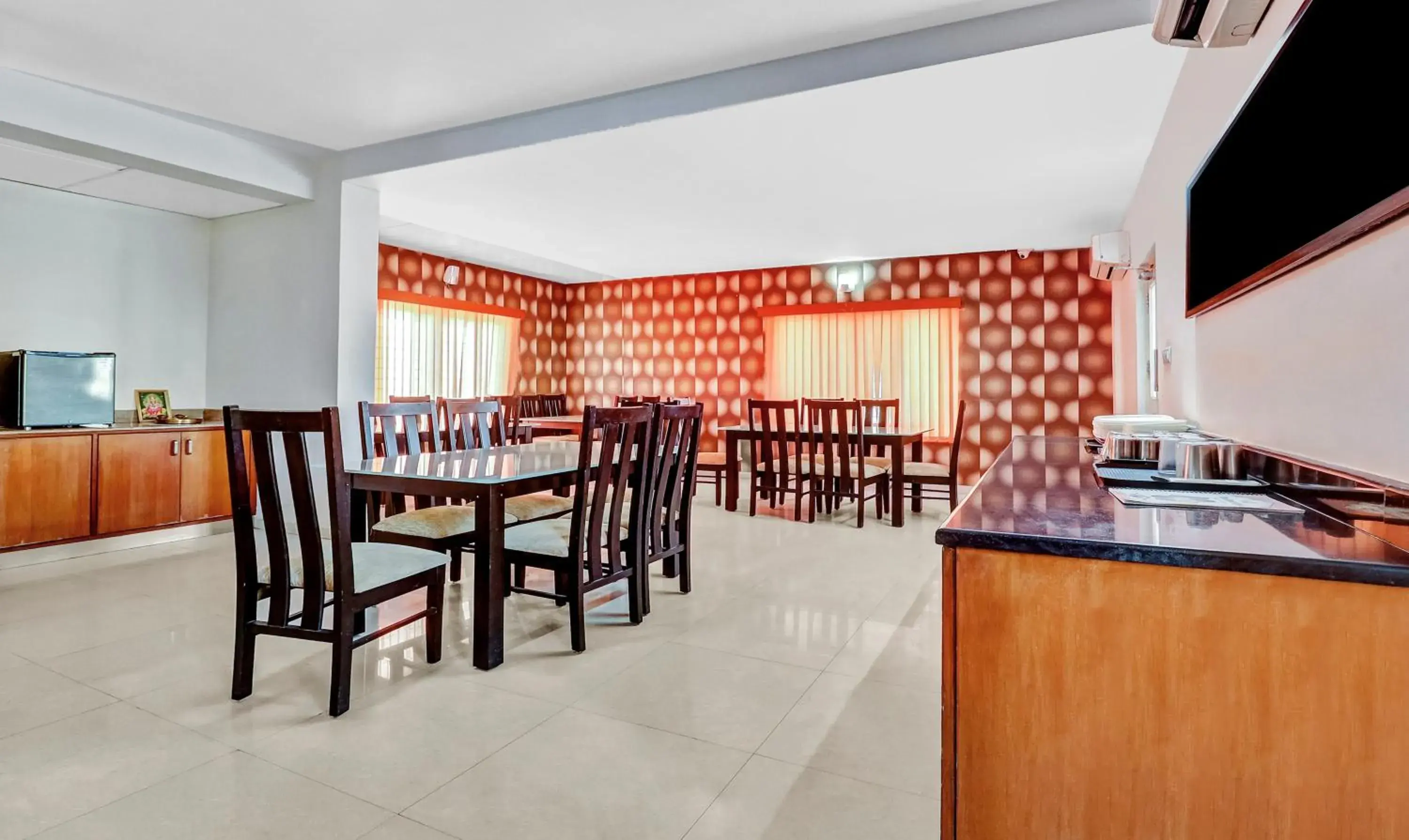 Restaurant/places to eat in Treebo The Grand Skyla Marathahalli Restaurant/places to eat in Treebo The Grand Skyla Marathahalli