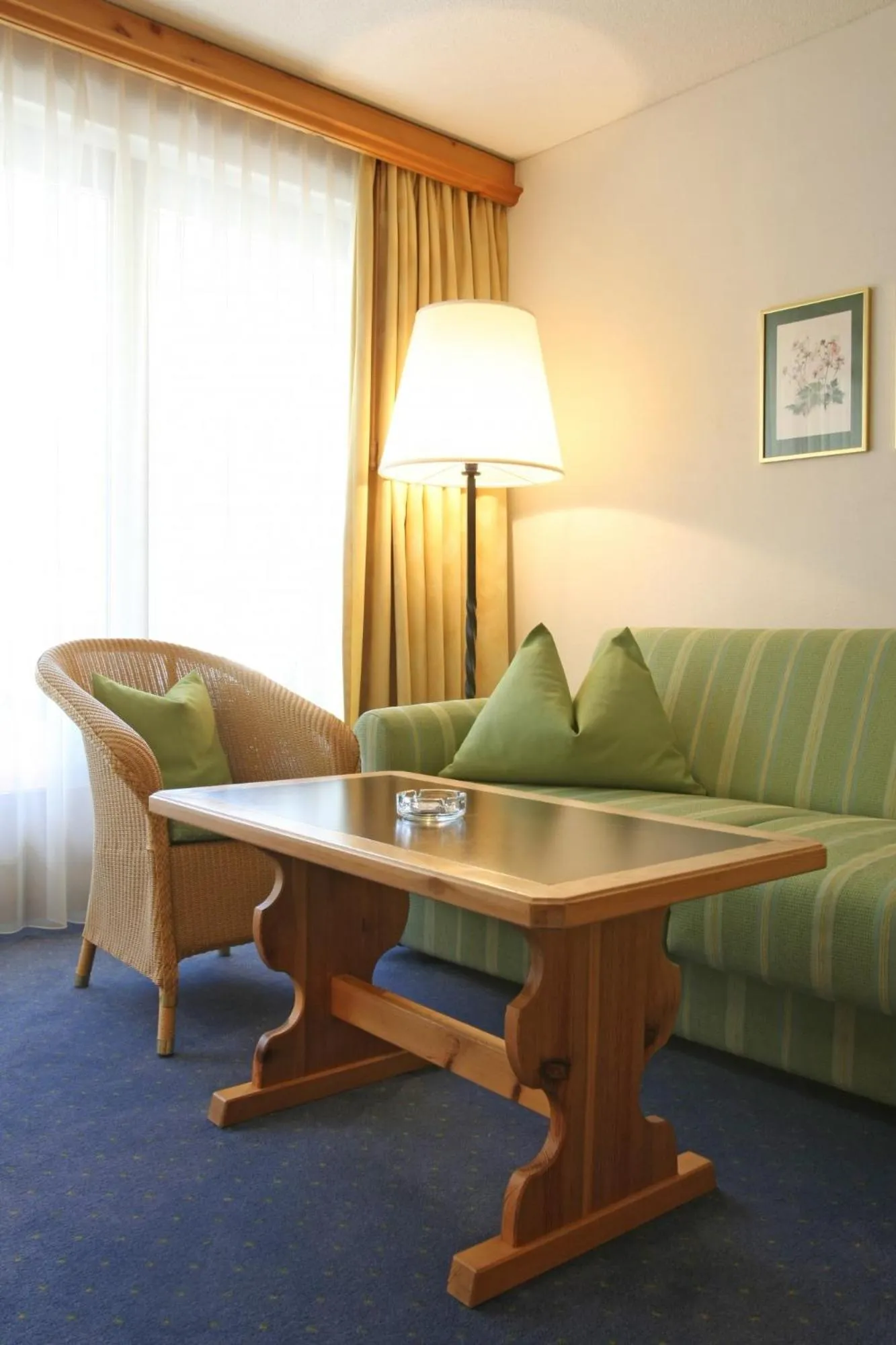 Bed in Residenz by Meierhof