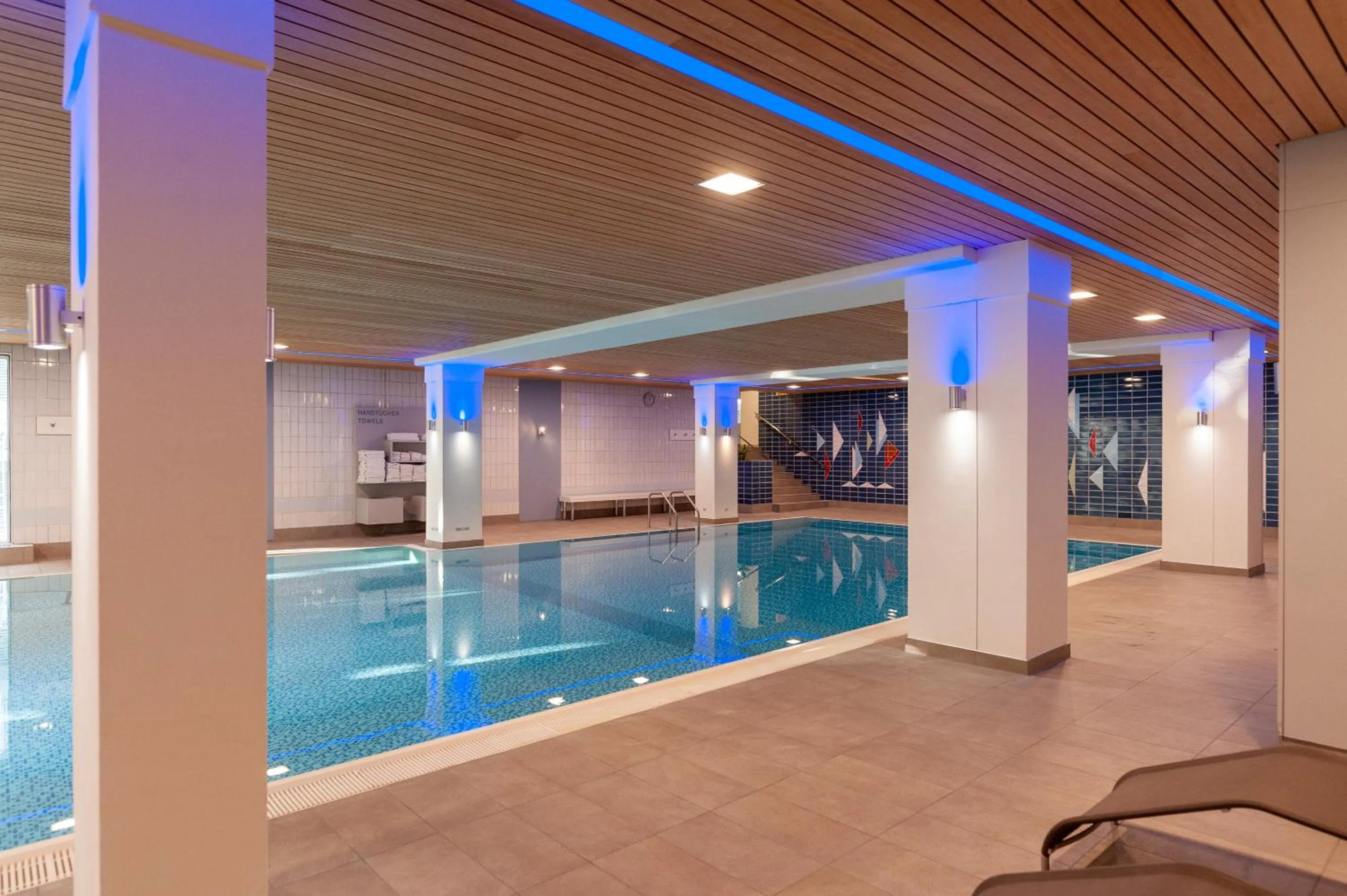 Swimming pool in Hotel Frankenland