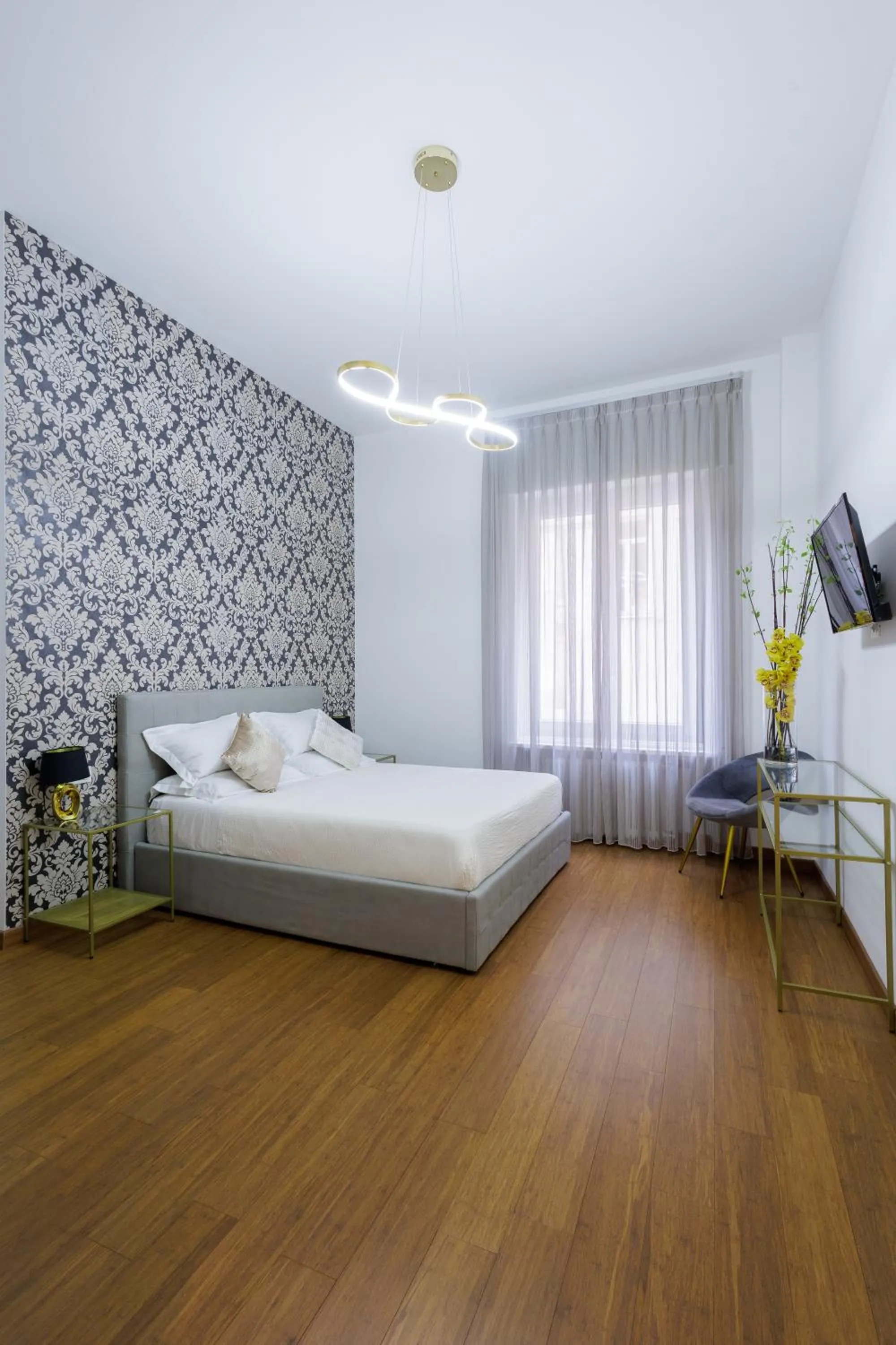 Bed in Genoa Lux Apartments with parking