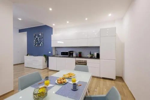 Genoa Lux Apartments with parking
