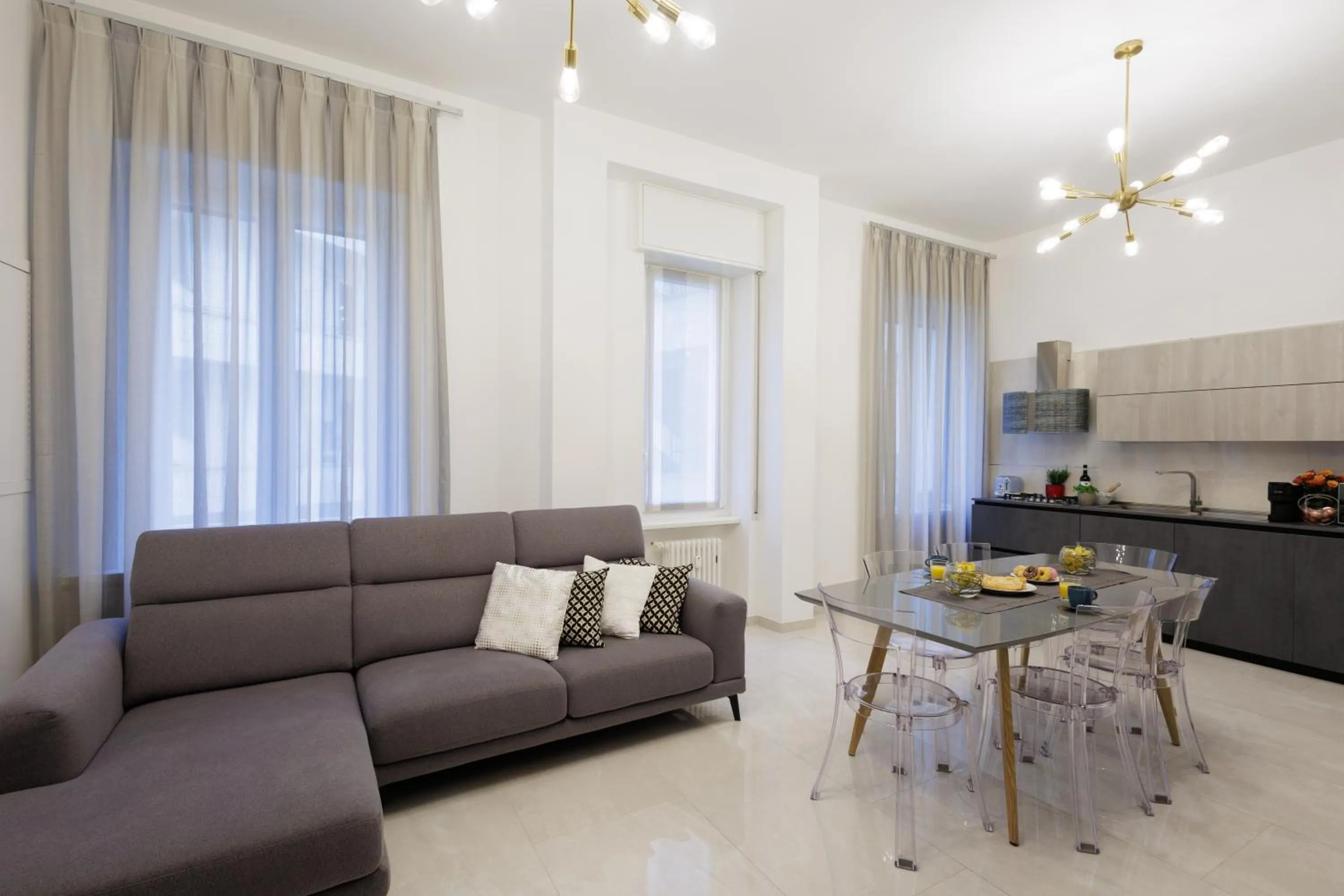 internet in Genoa Lux Apartments with parking