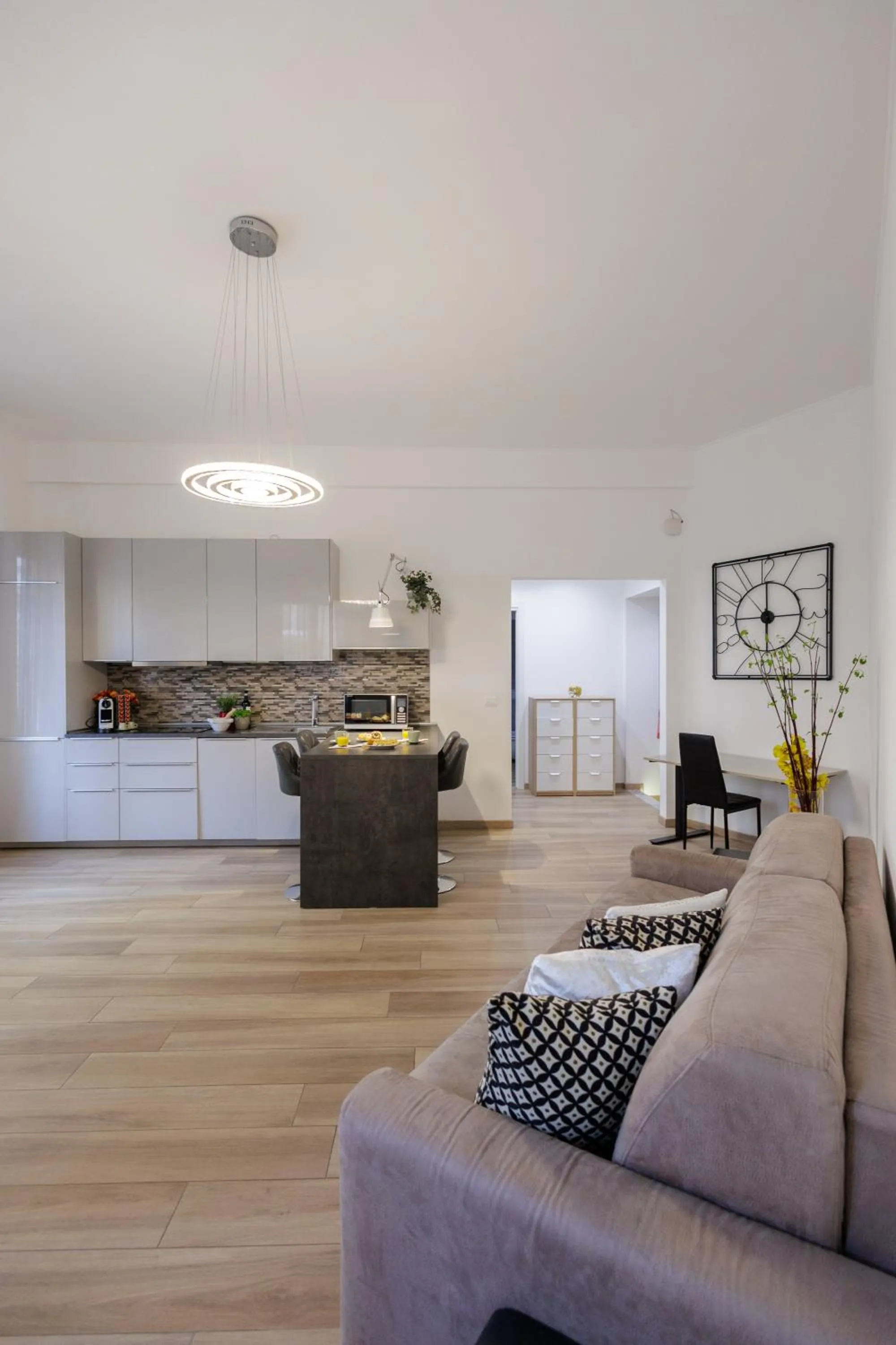 Coffee/tea facilities in Genoa Lux Apartments with parking