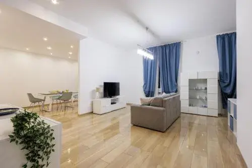 Deluxe Apartment with Fitness Corner in Genoa Lux Apartments with parking Deluxe Apartment with Fitness Corner in Genoa Lux Apartments with parking