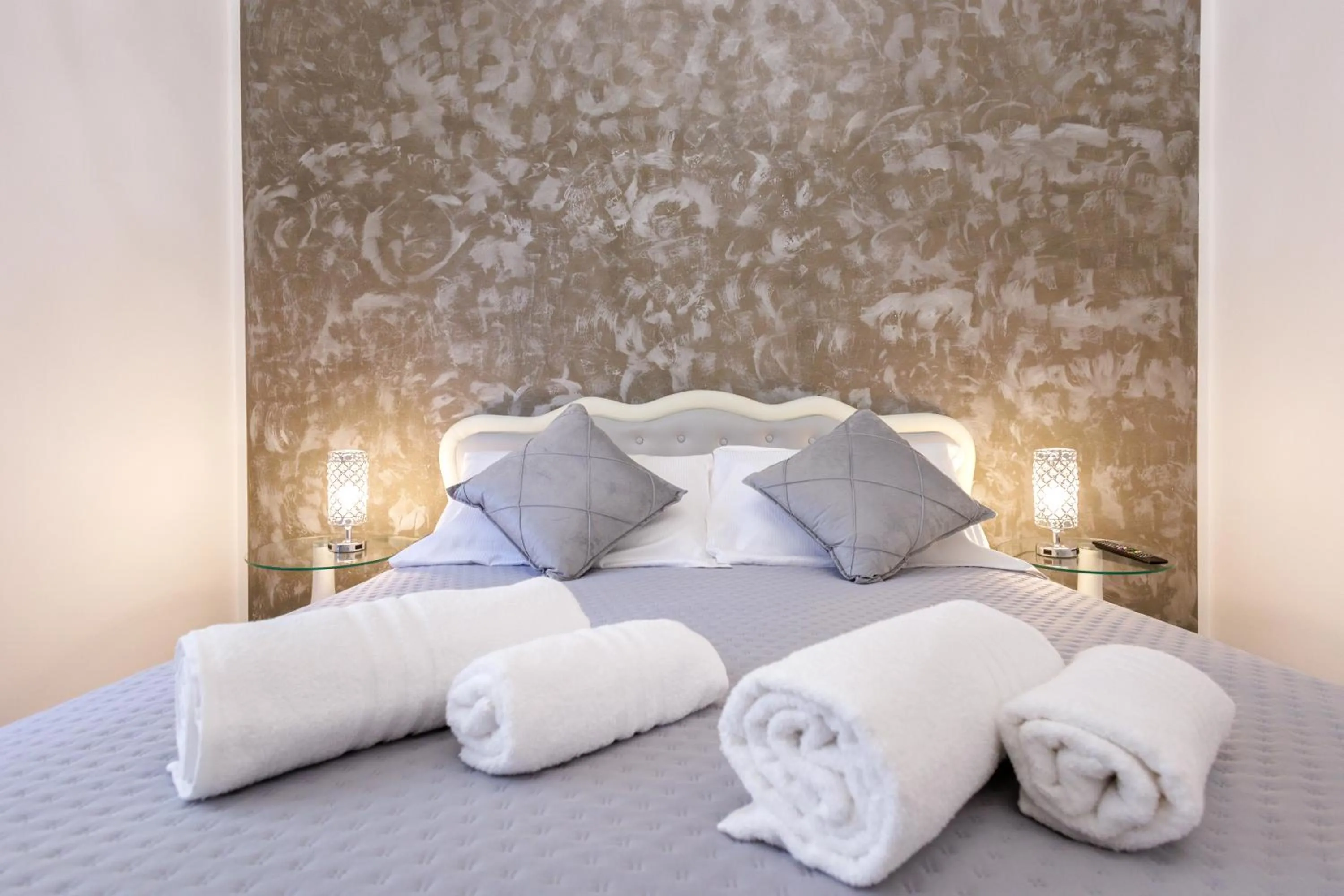internet, Bed in Genoa Lux Apartments with parking