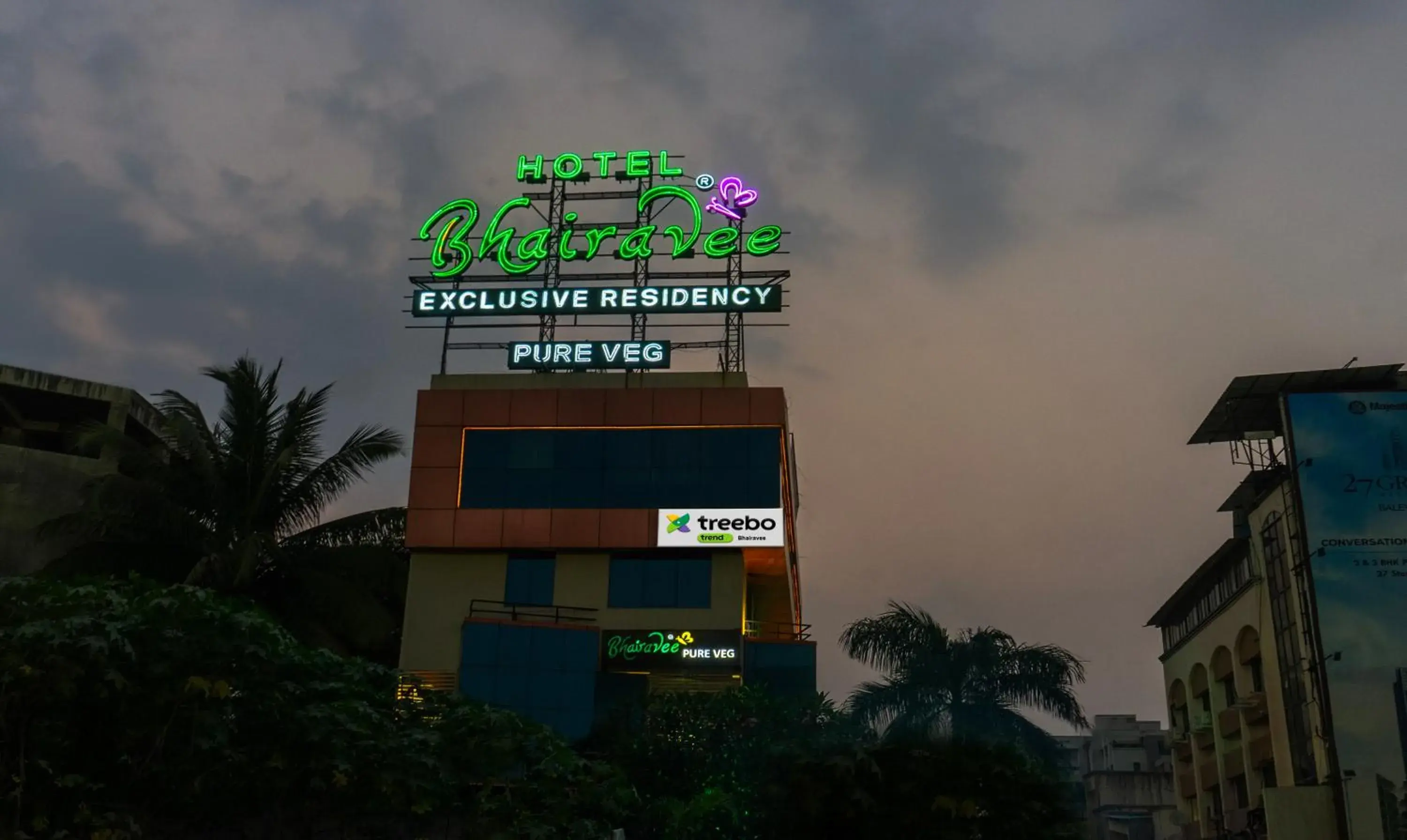 Facade/entrance in Treebo Bhairavee, Baner Facade/entrance in Treebo Bhairavee, Baner