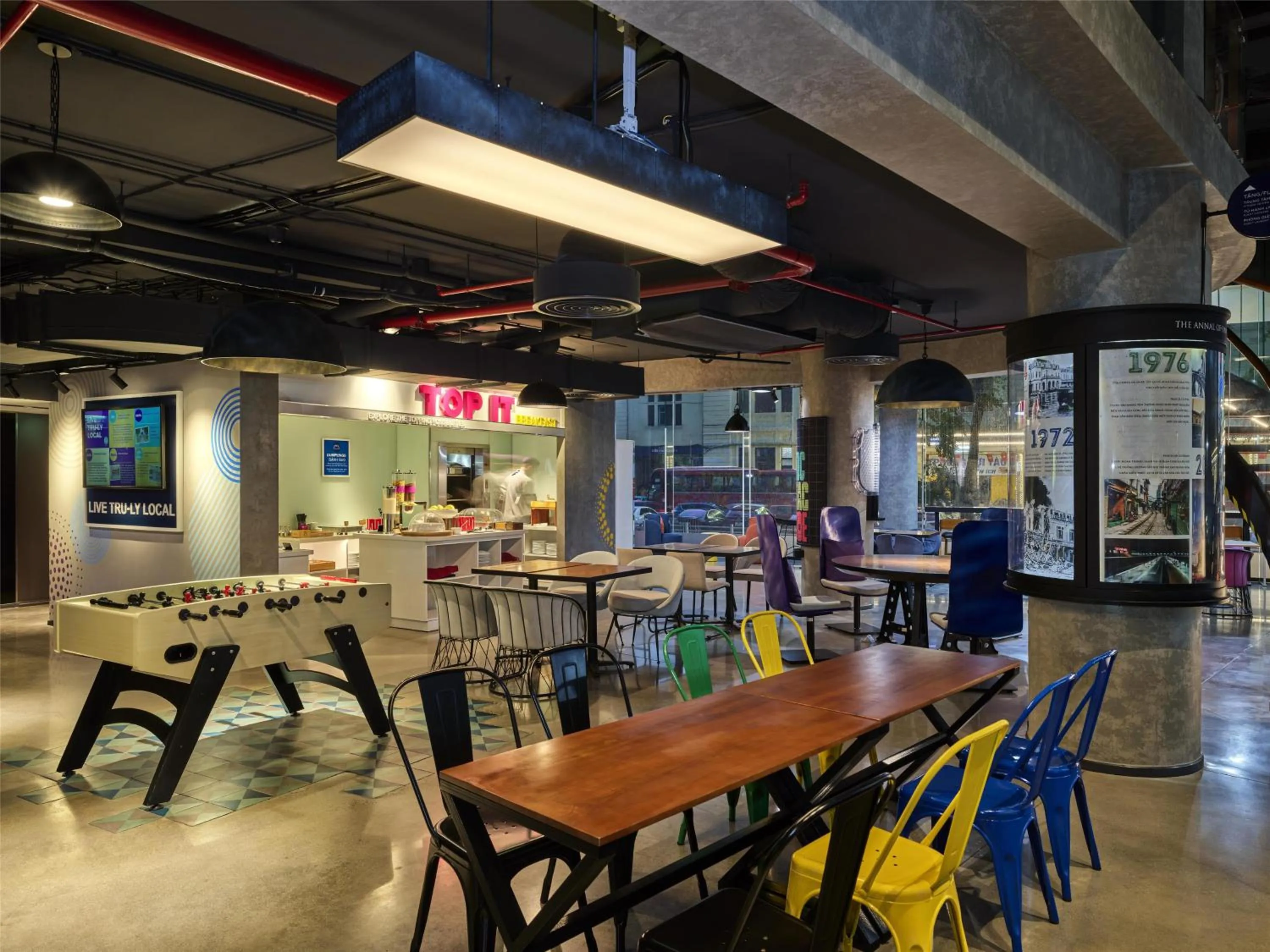 Lobby or reception in Tru by Hilton Hanoi Station