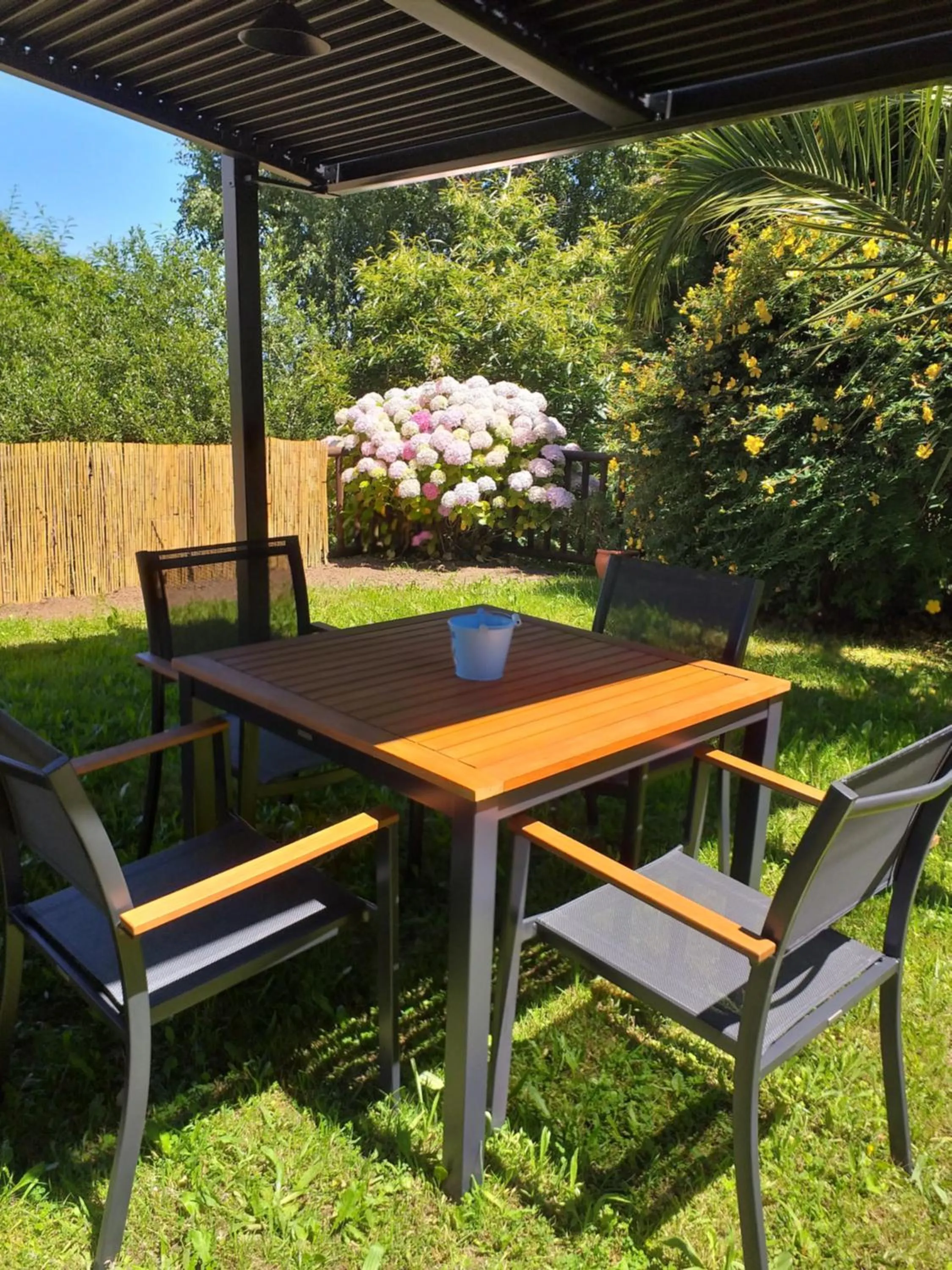 Spring in Hotel Rural Montesomao