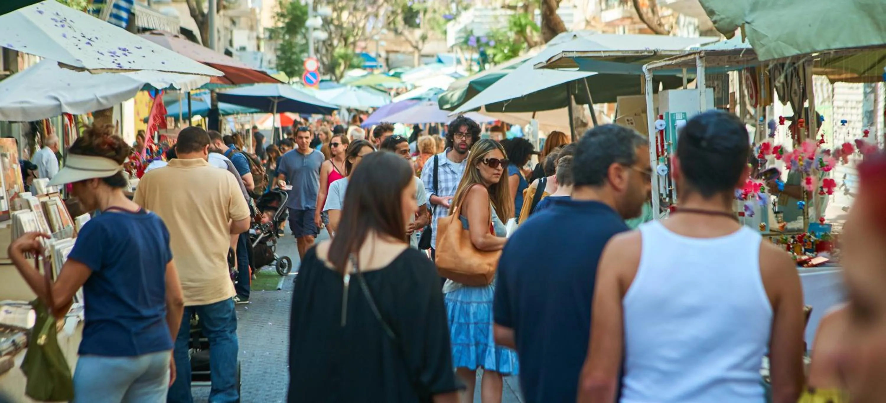 Neighbourhood in Brown Brut Seafront Hotel, a member of Brown Hotels