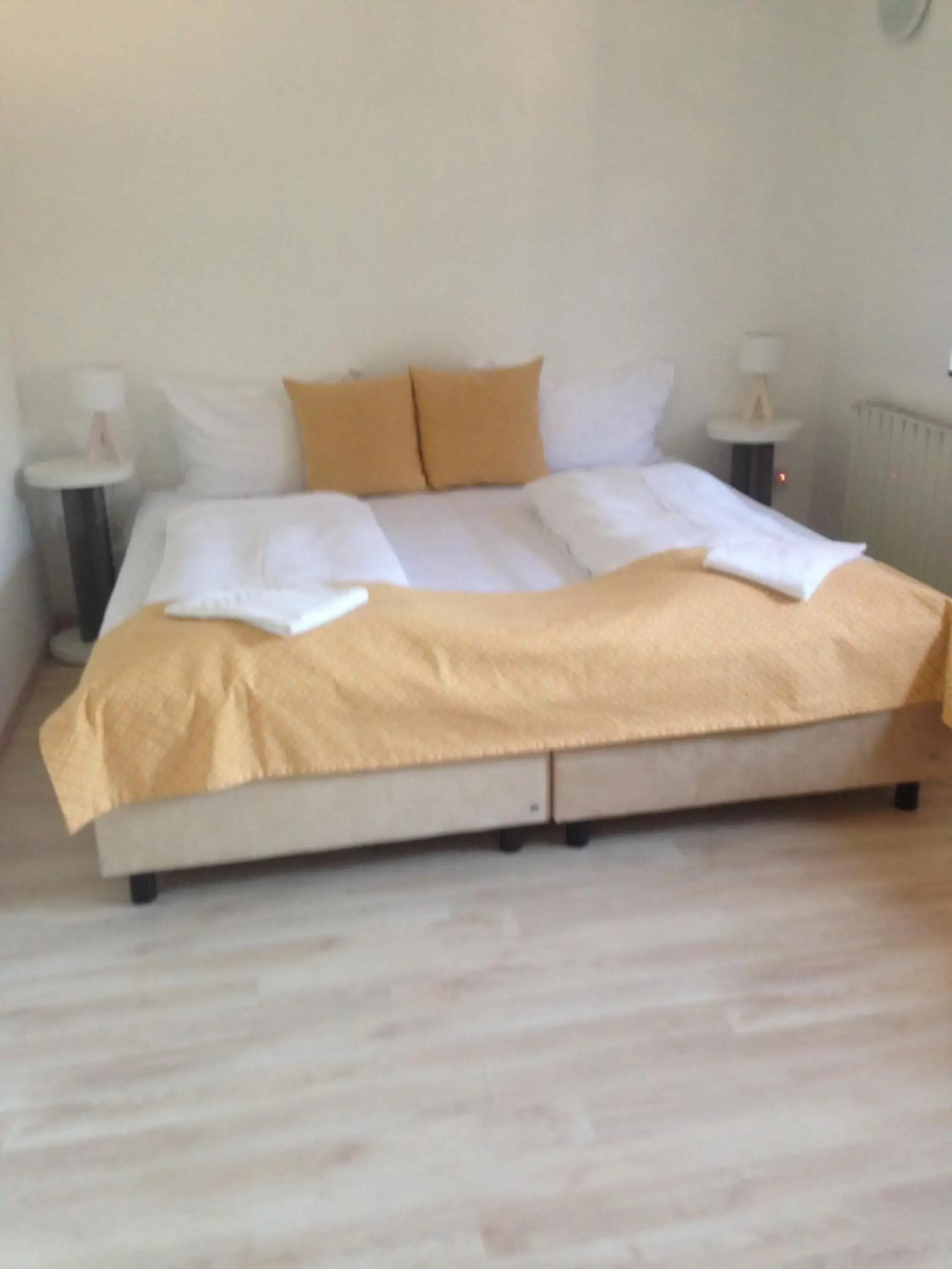 Bedroom, Bed in Hotel Gloria Budapest City Center Bedroom, Bed in Hotel Gloria Budapest City Center