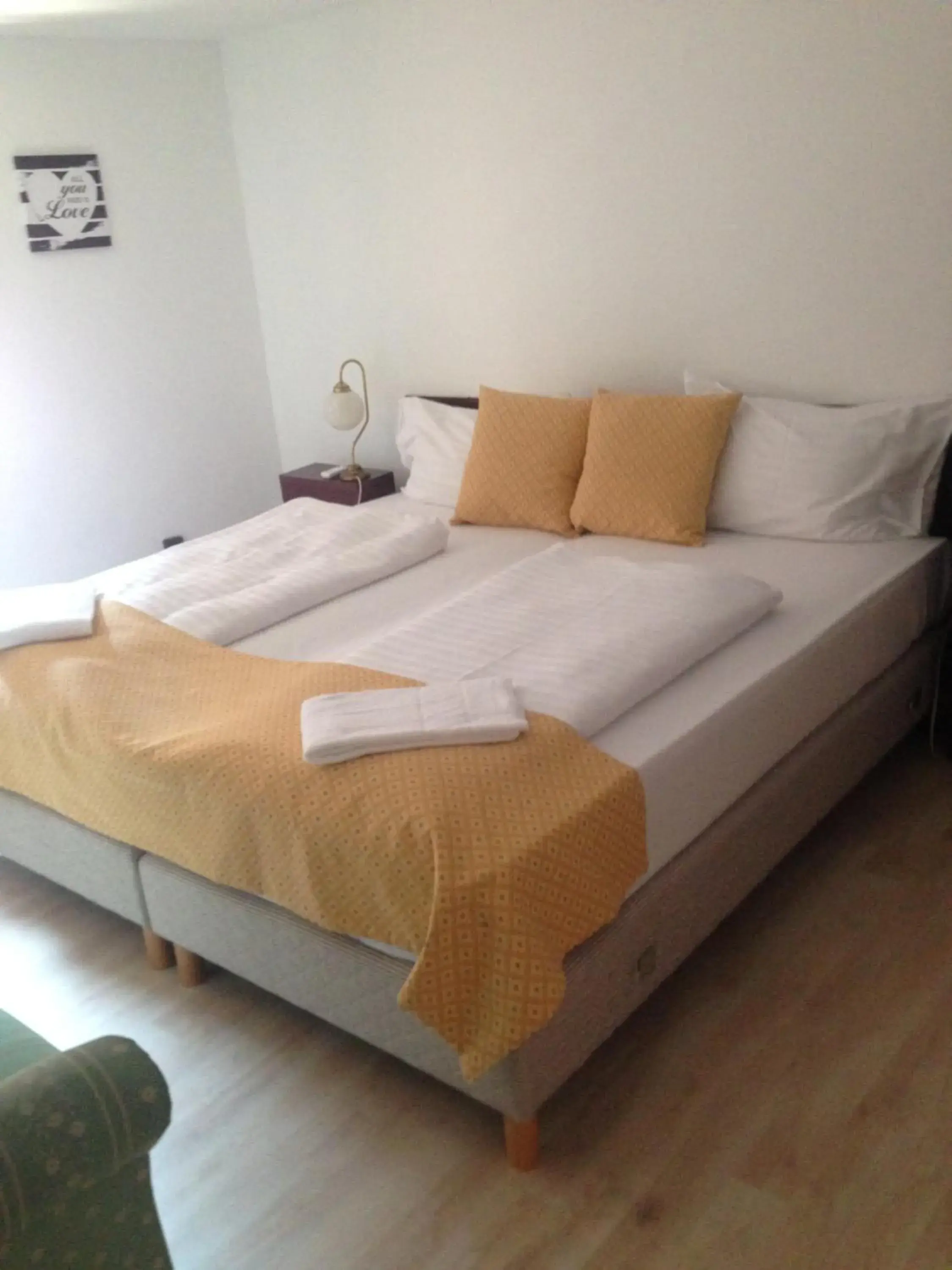 Bedroom, Bed in Hotel Gloria Budapest City Center Bedroom, Bed in Hotel Gloria Budapest City Center