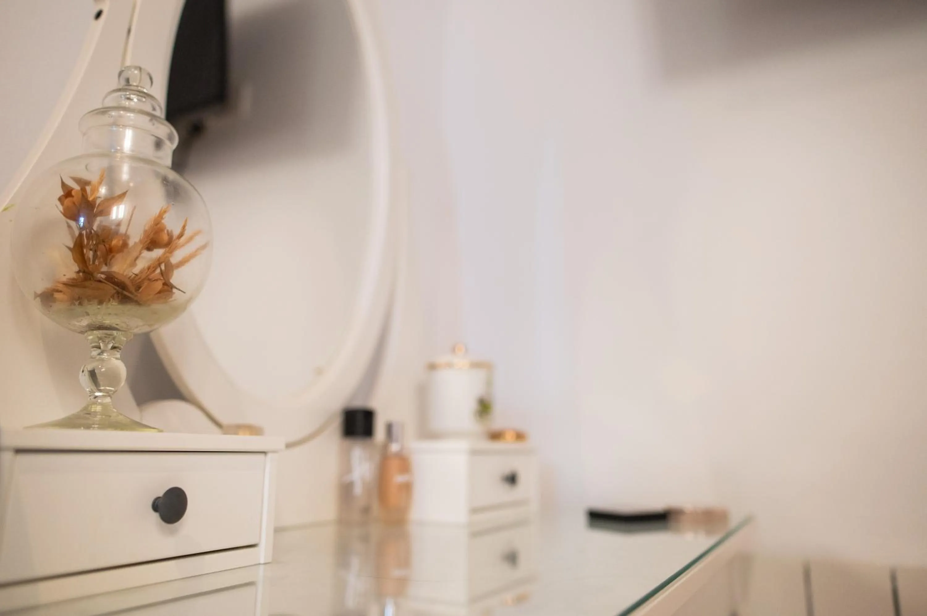 Bedroom in Droshia Traditional Homes, COCO-MAT Full Experience