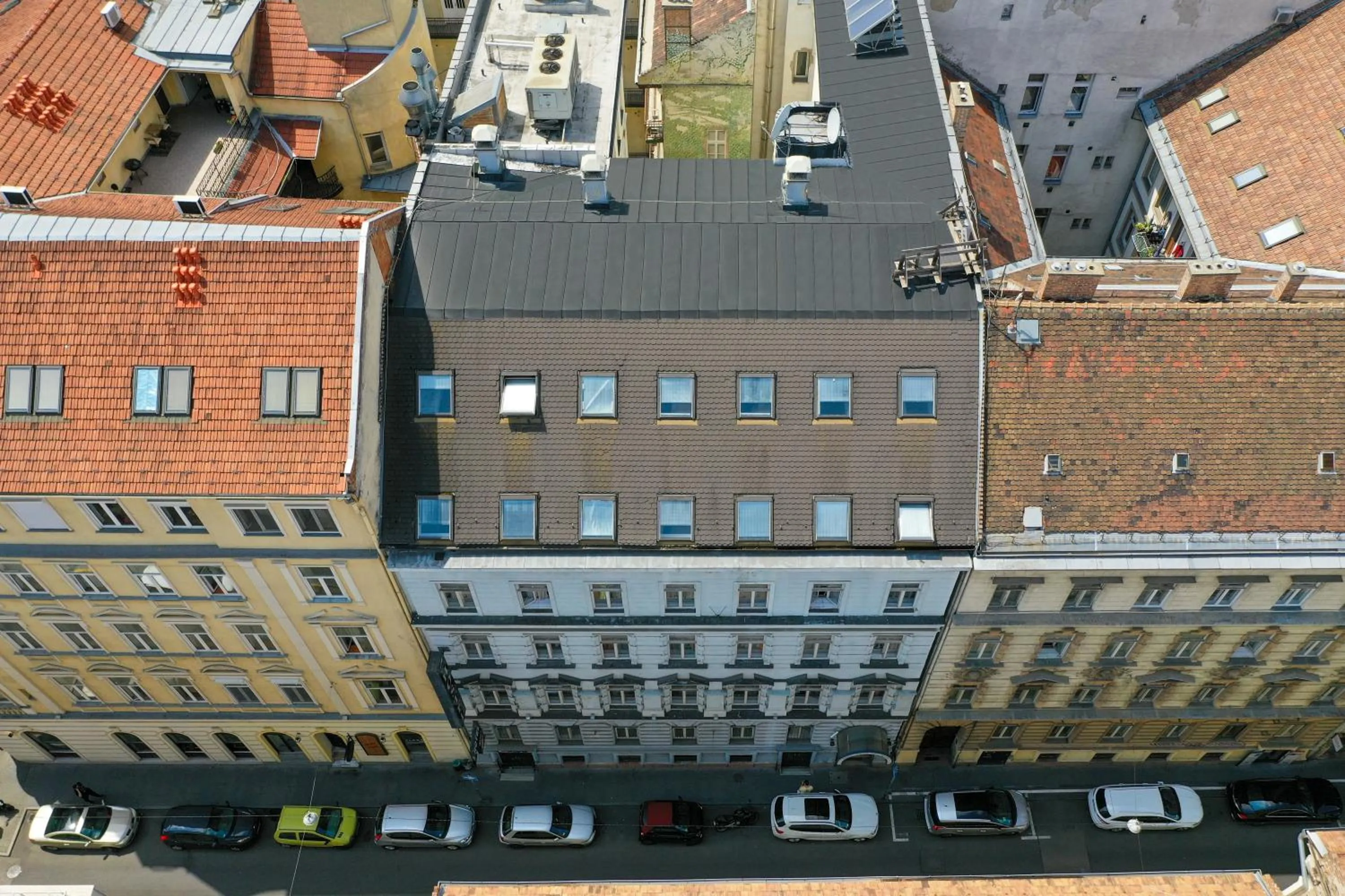 Property building in MP Hostel Budapest