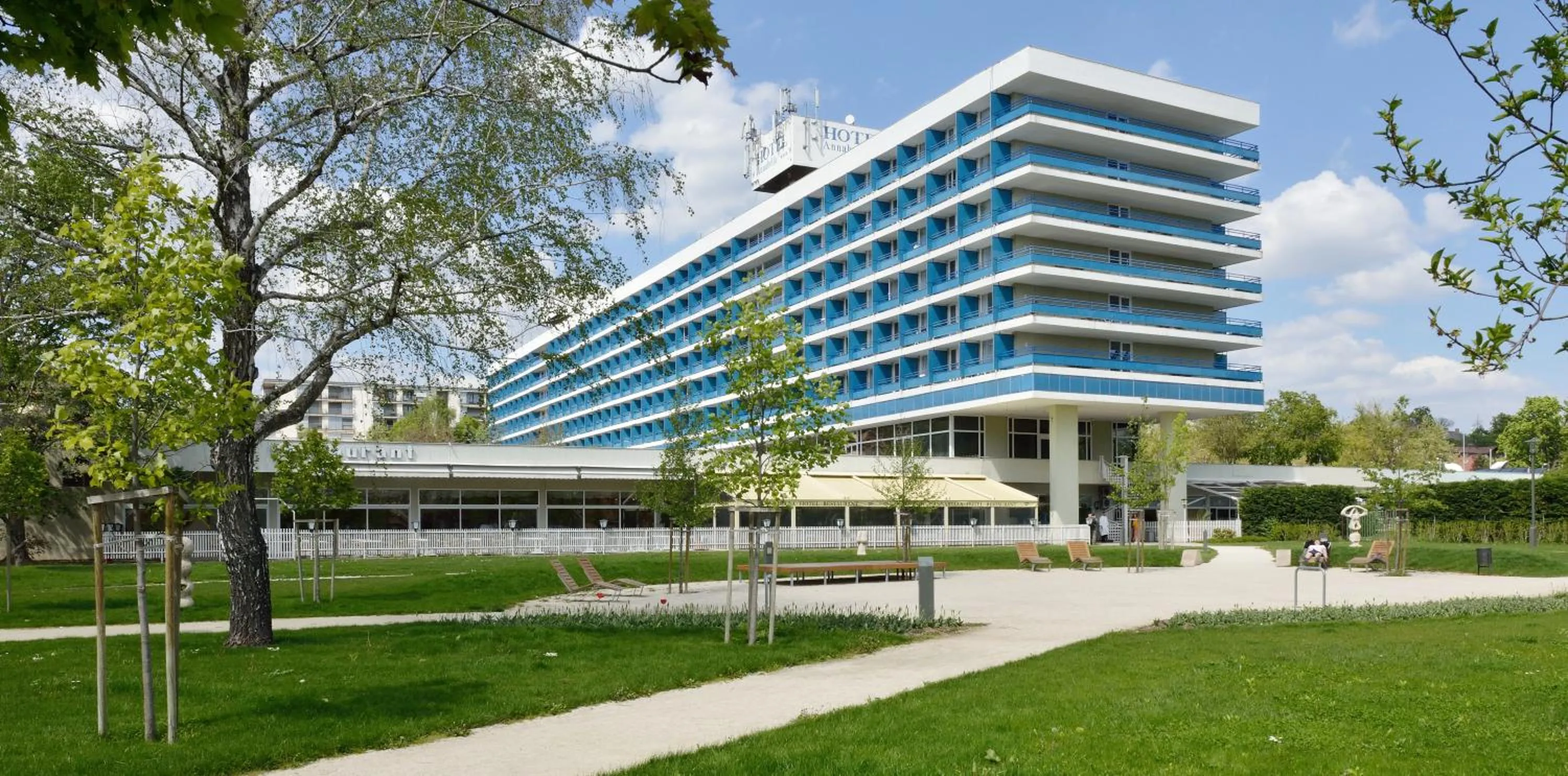 Facade/entrance in Danubius Hotel Annabella