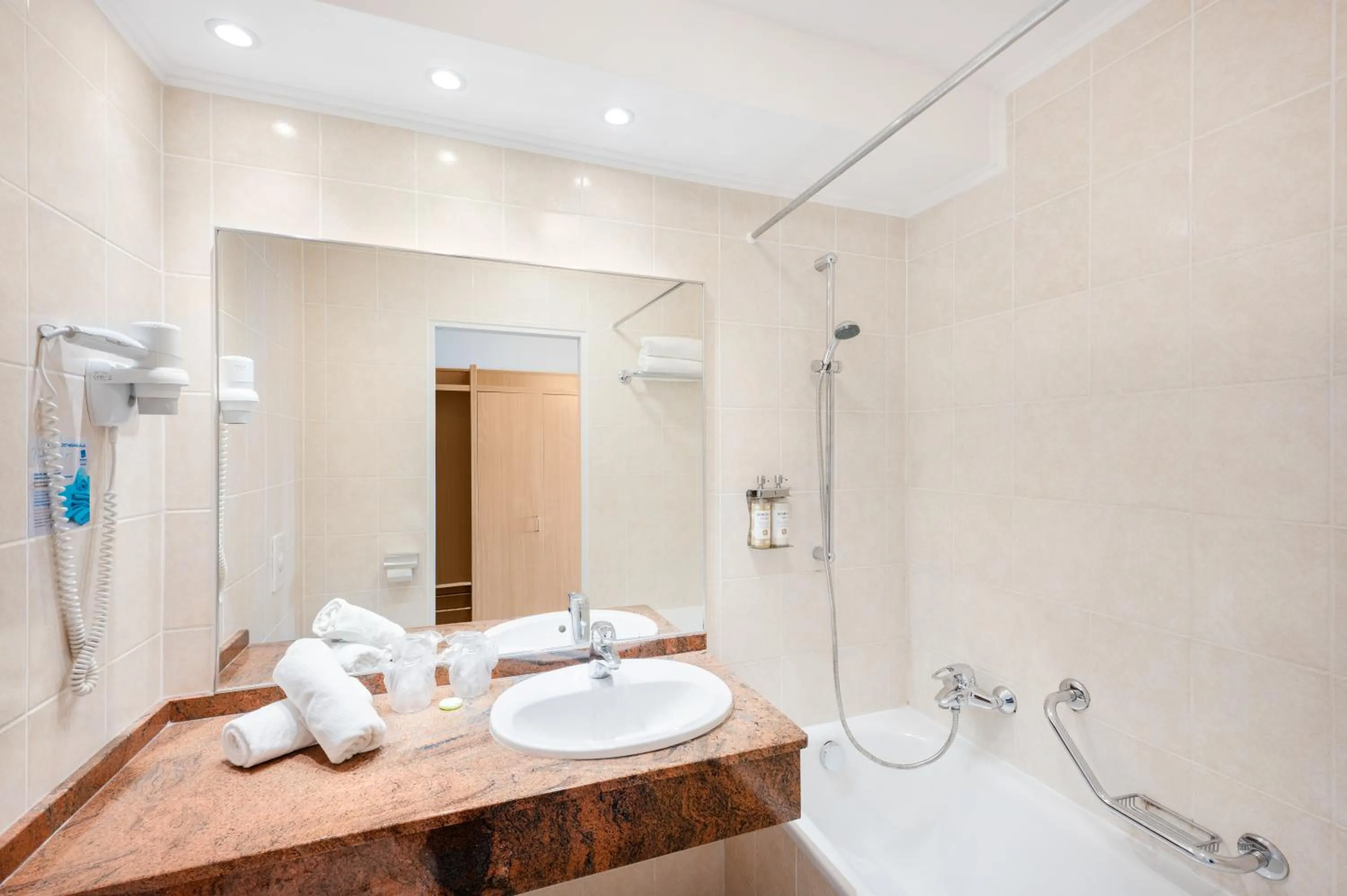 Superior Double or Twin Room with Balcony - single occupancy in Danubius Hotel Annabella