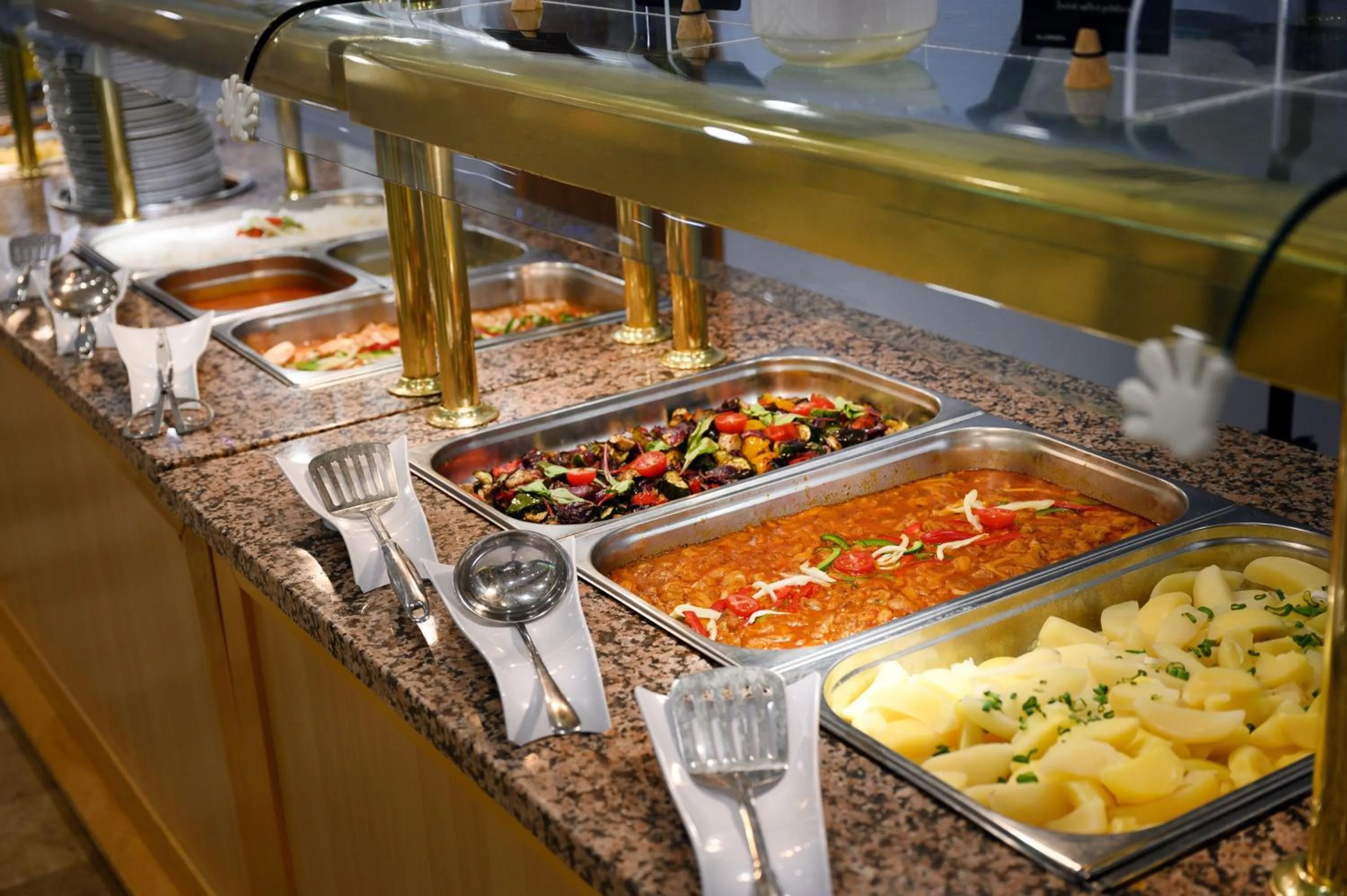 Food and drinks in Danubius Hotel Annabella