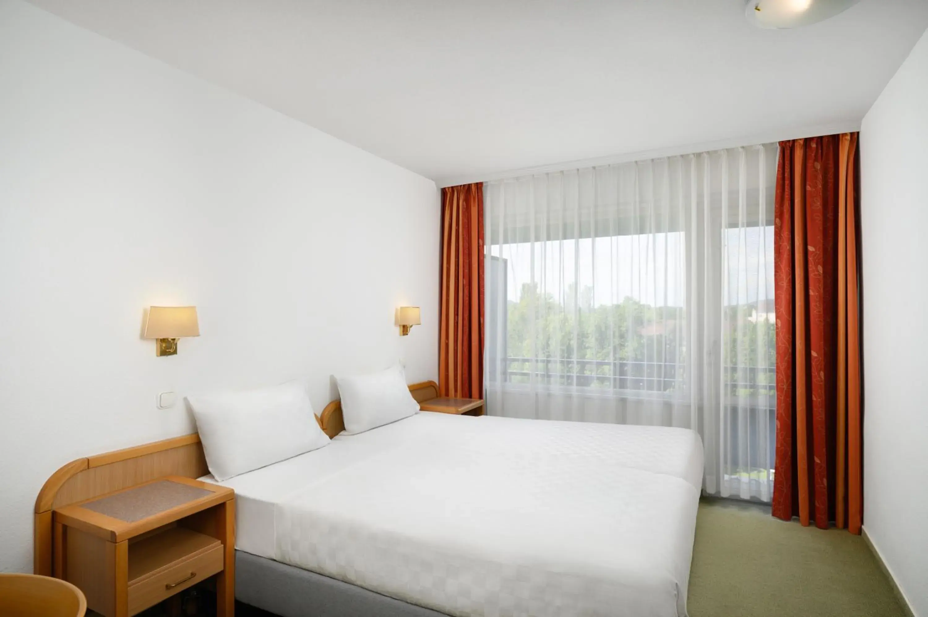 Superior Double or Twin Room with Balcony - single occupancy in Danubius Hotel Annabella Superior Double or Twin Room with Balcony - single occupancy in Danubius Hotel Annabella