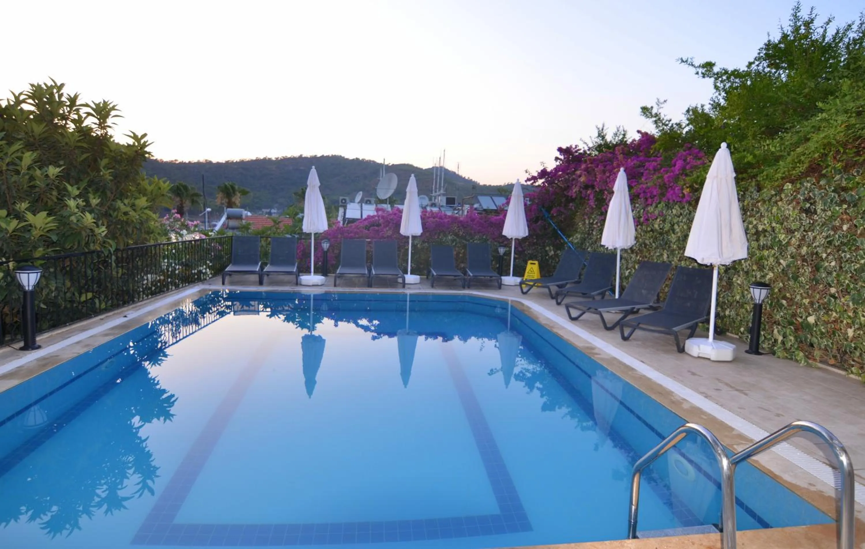 Swimming pool in Mykonut Boutique Suites