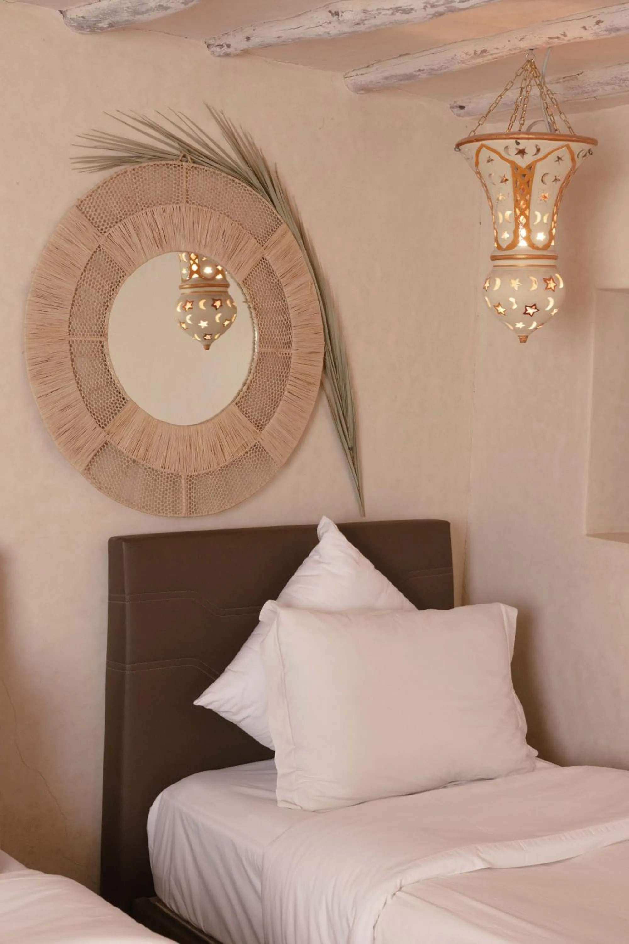 Bed in Jnan Lotf Marrakech - Le Jardin de la Bienveillance