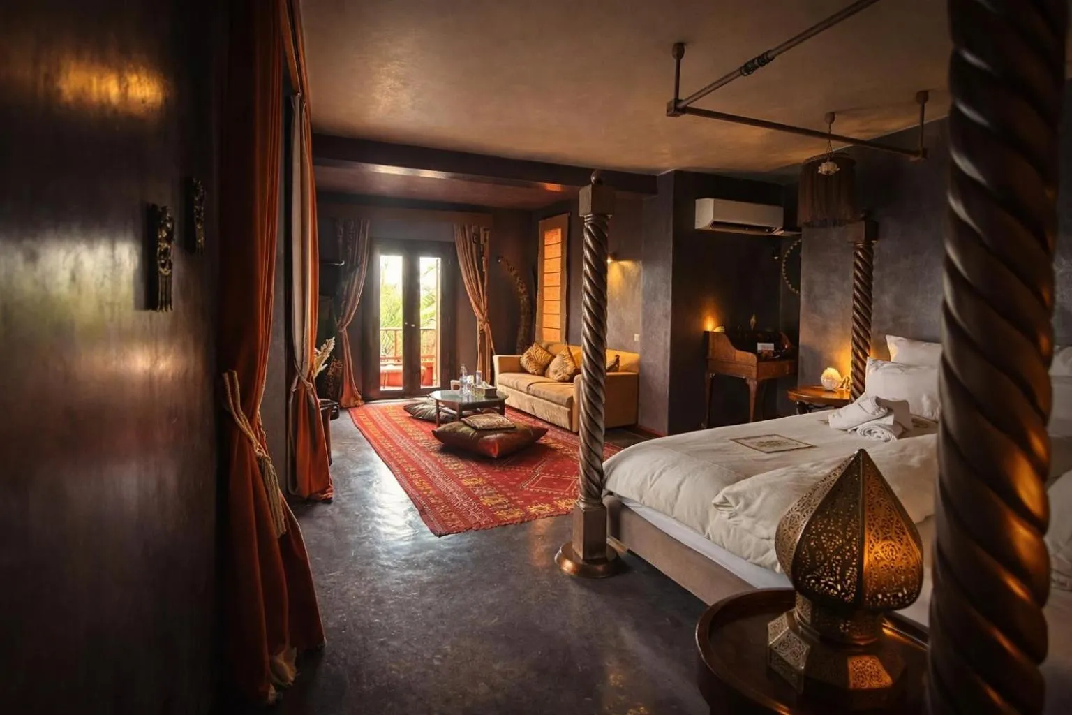 Bed in Jnan Lotf Marrakech - Le Jardin de la Bienveillance