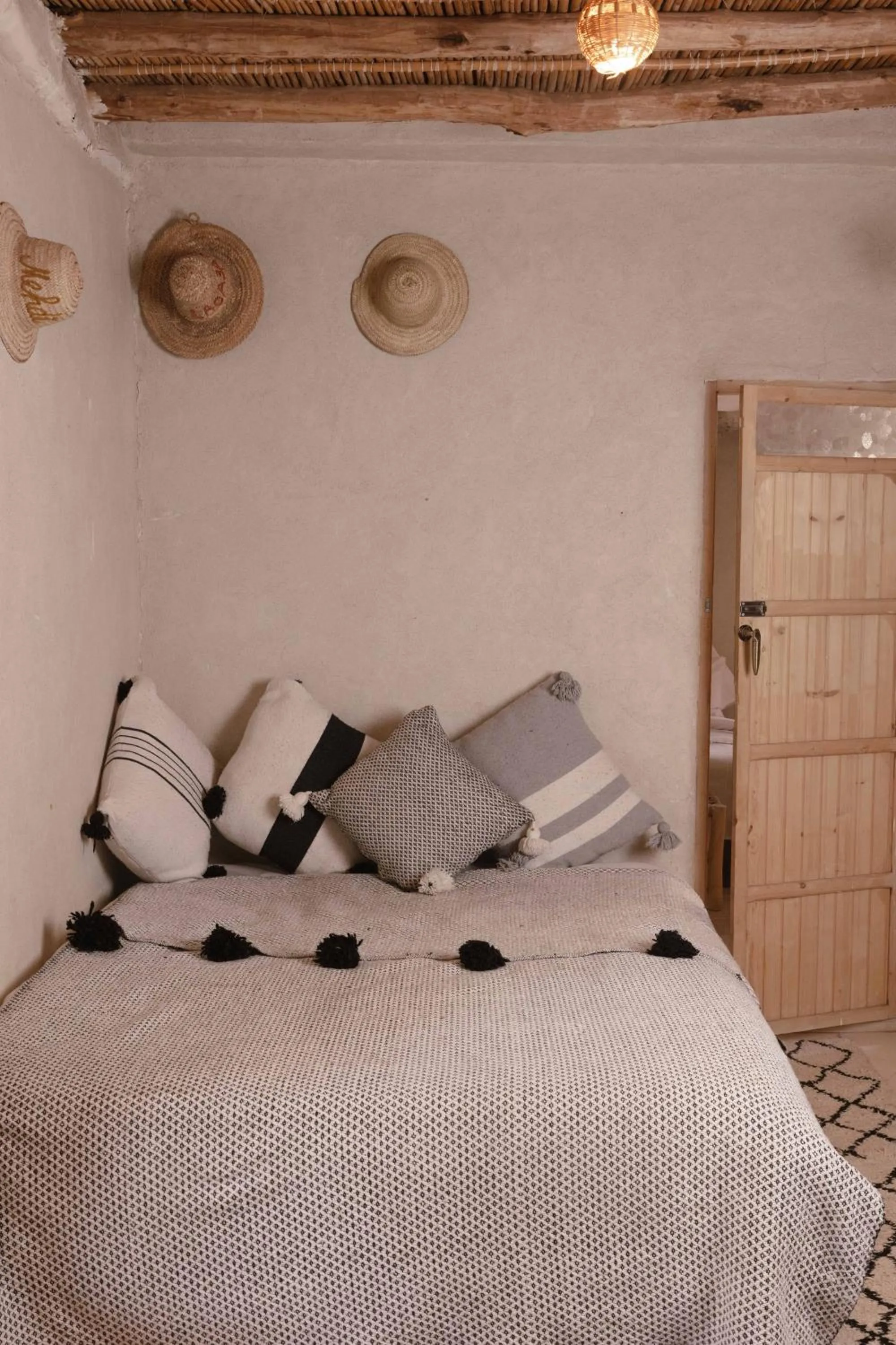 Bed in Jnan Lotf Marrakech - Le Jardin de la Bienveillance