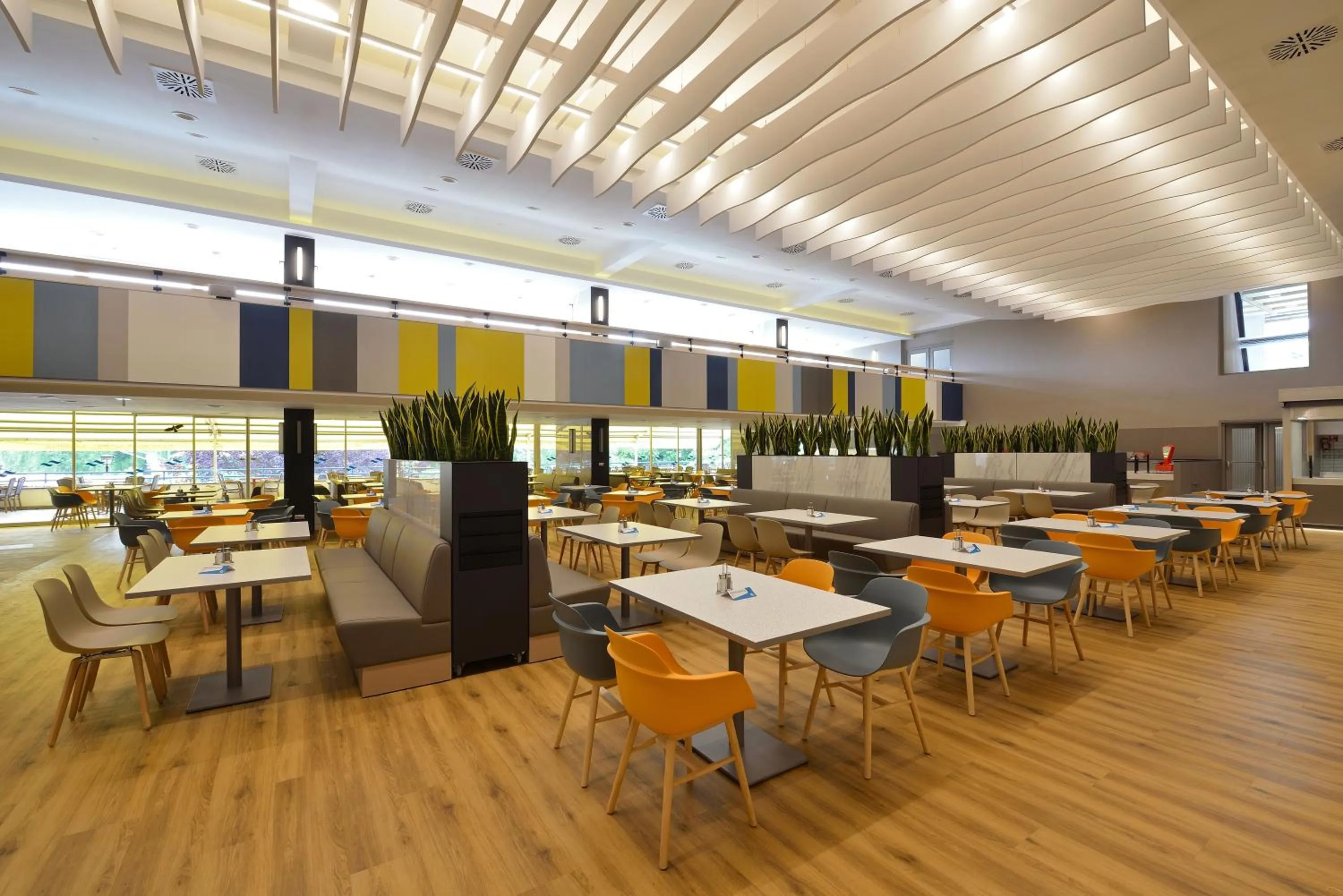 Restaurant/places to eat in Danubius Hotel Marina