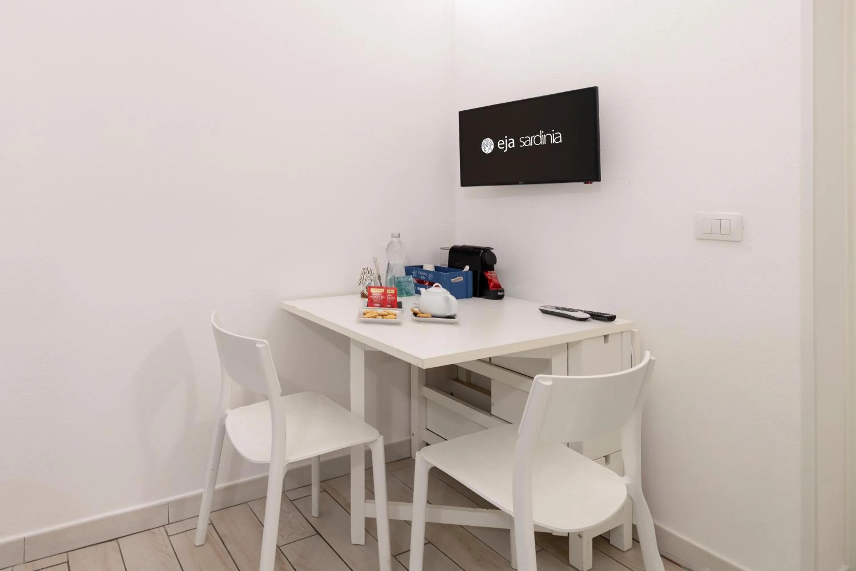 TV and multimedia in Approdo Rooms - Eja Sardinia