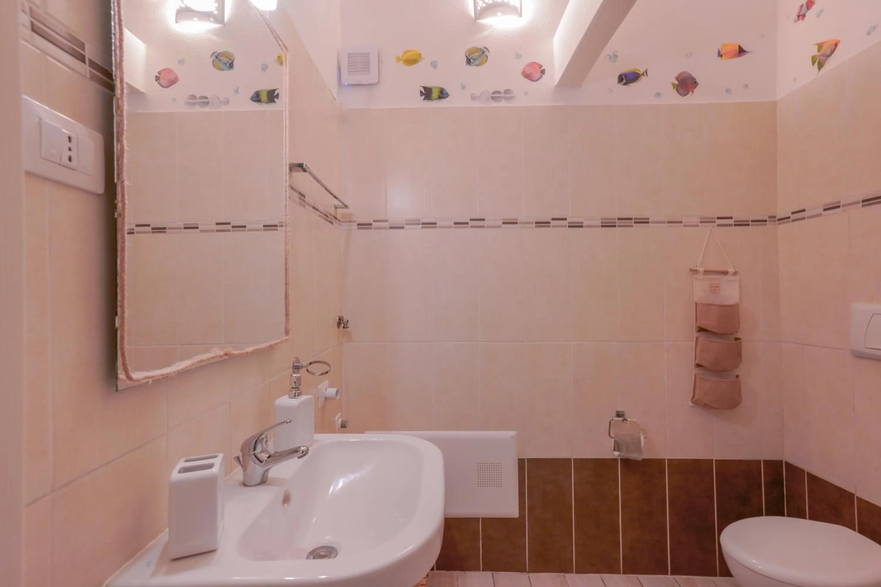 Shower in Approdo Rooms - Eja Sardinia