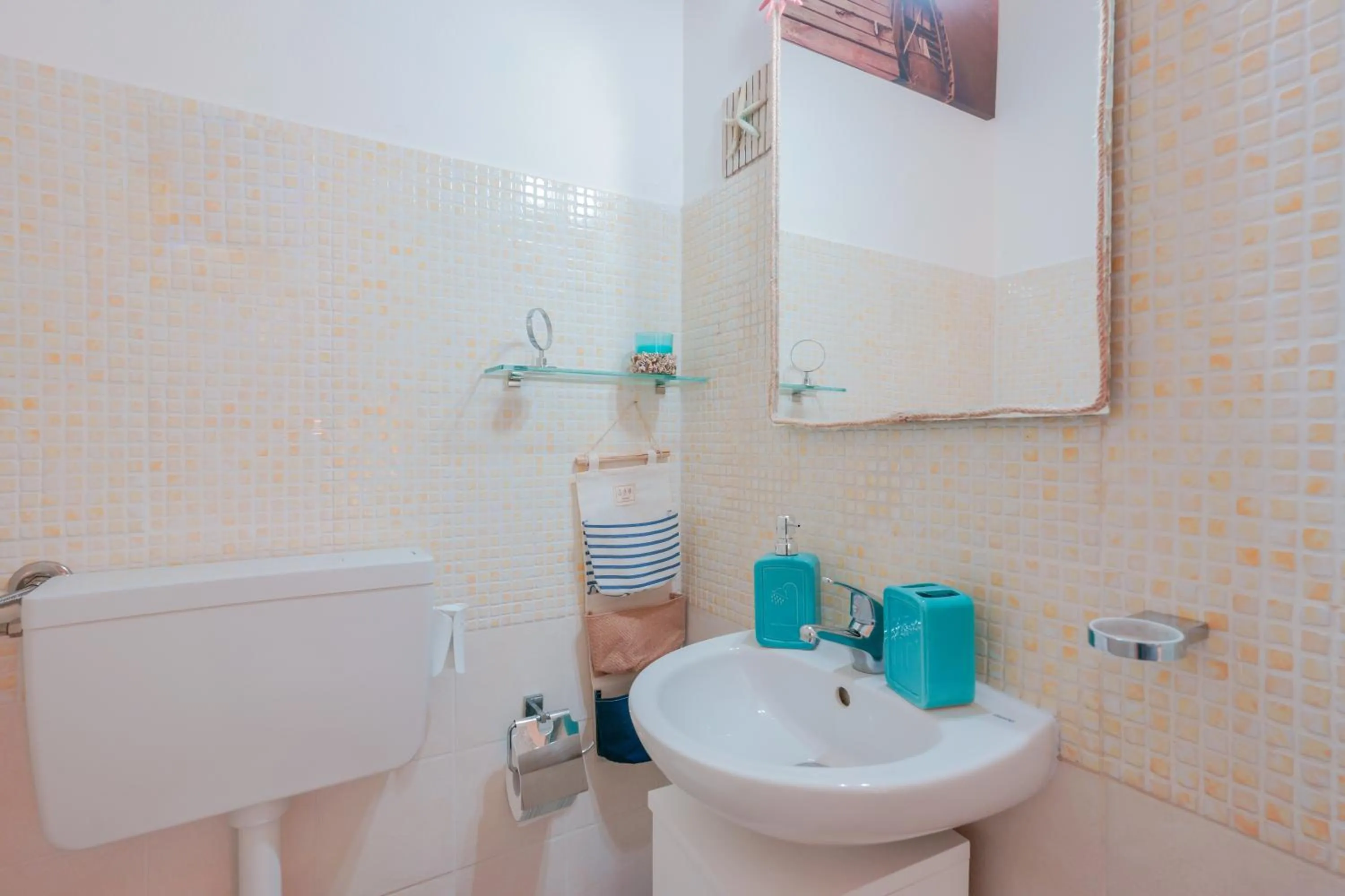 Toilet in Approdo Rooms - Eja Sardinia