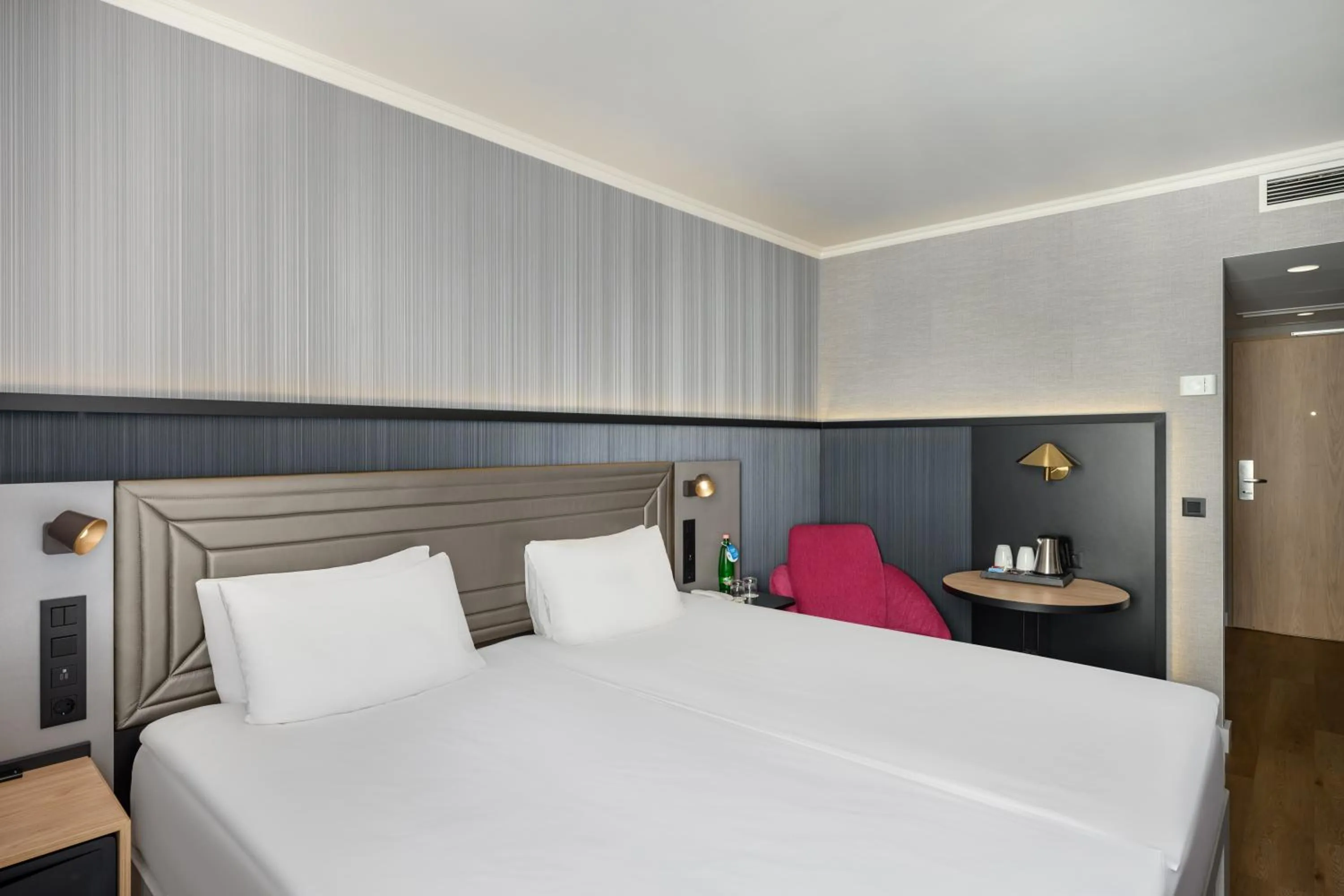 Bed in Danubius Hotel Erzsébet City Center