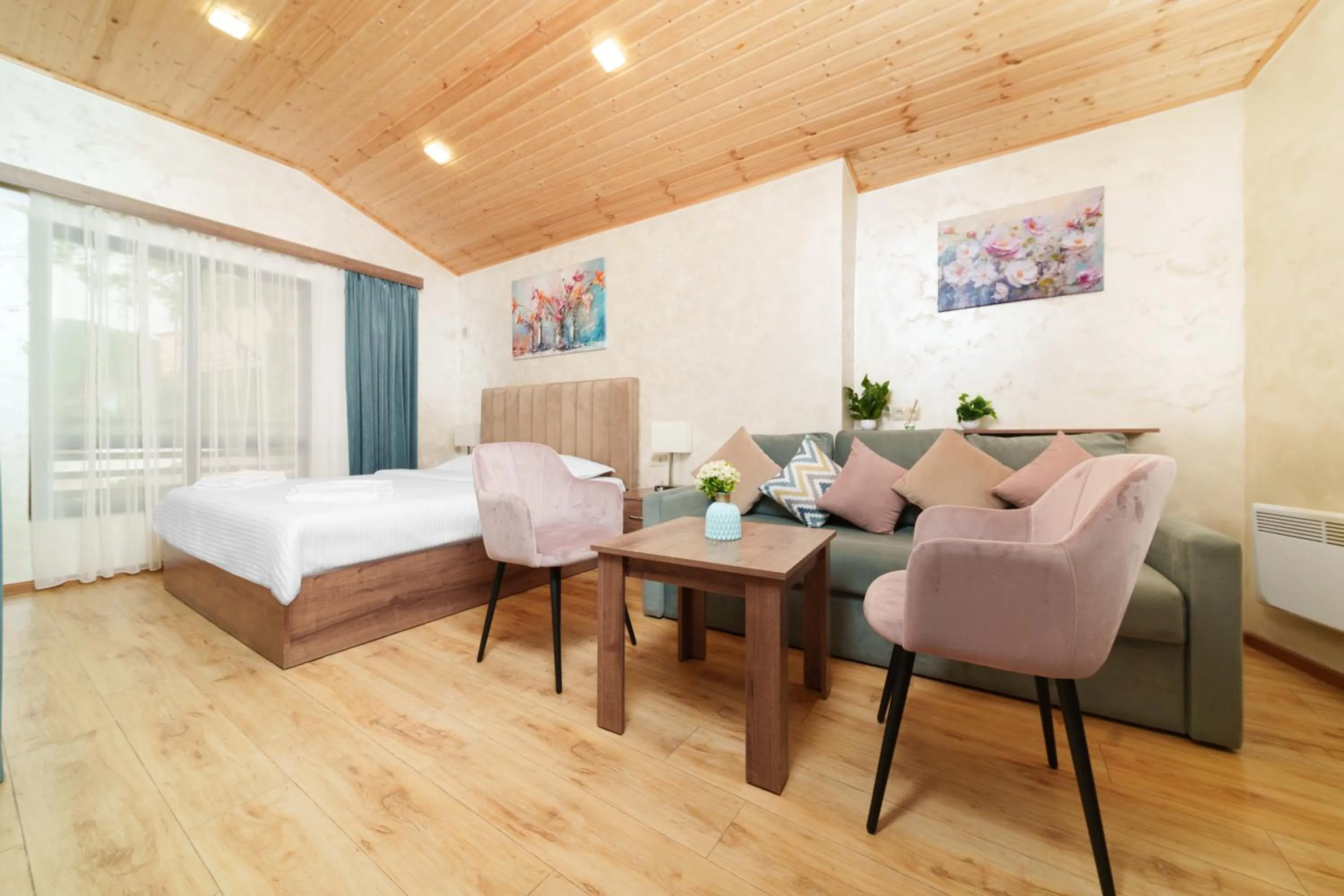 Bed in DiliVita Rest House