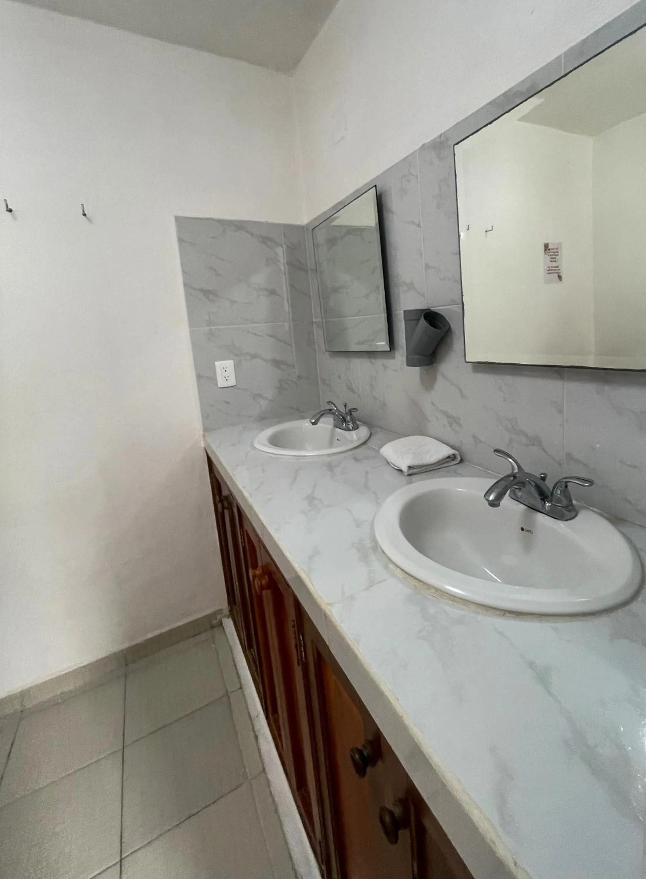 Bathroom in Casa Luna Family & Friends