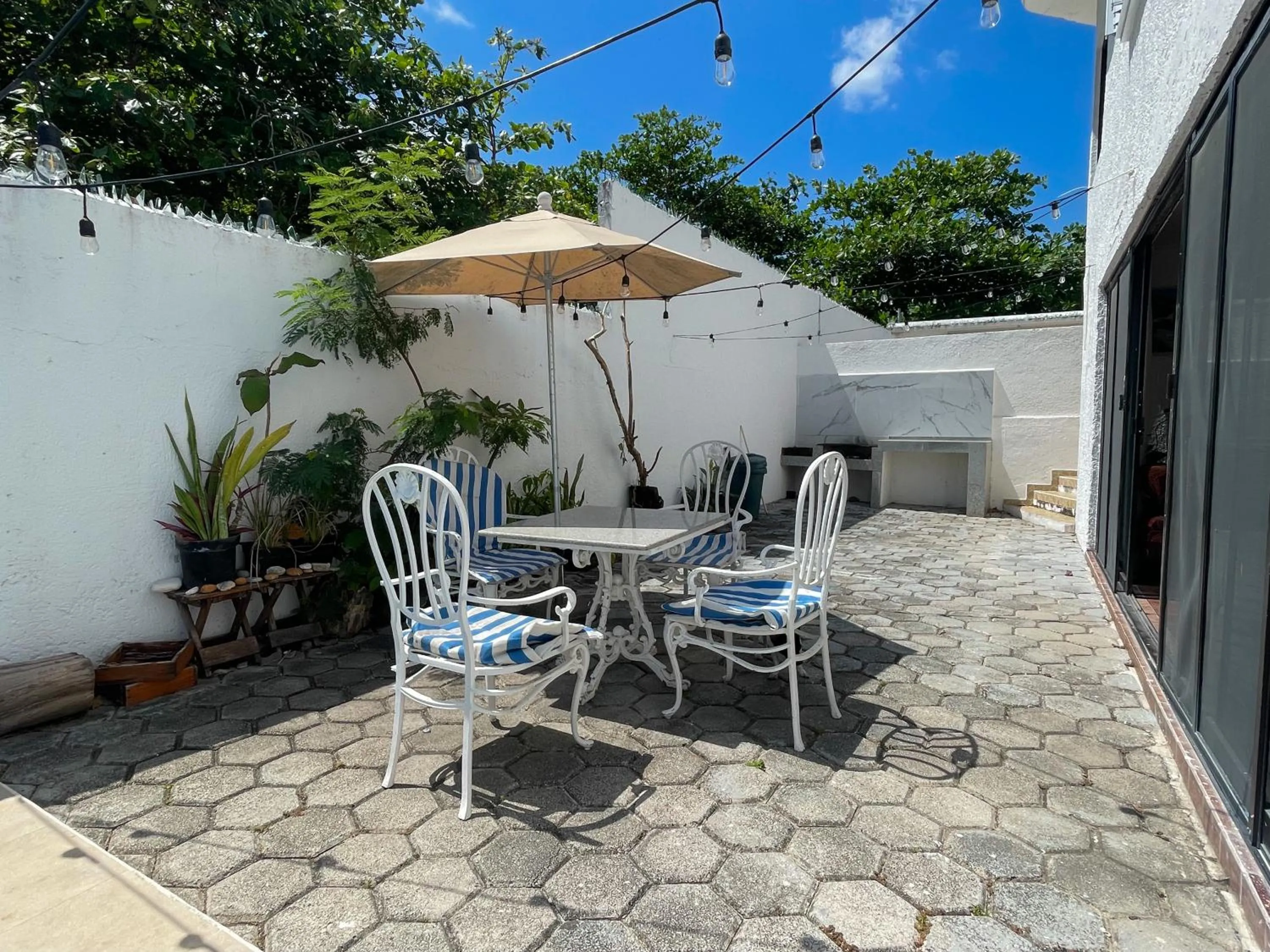 Patio in Casa Luna Family & Friends