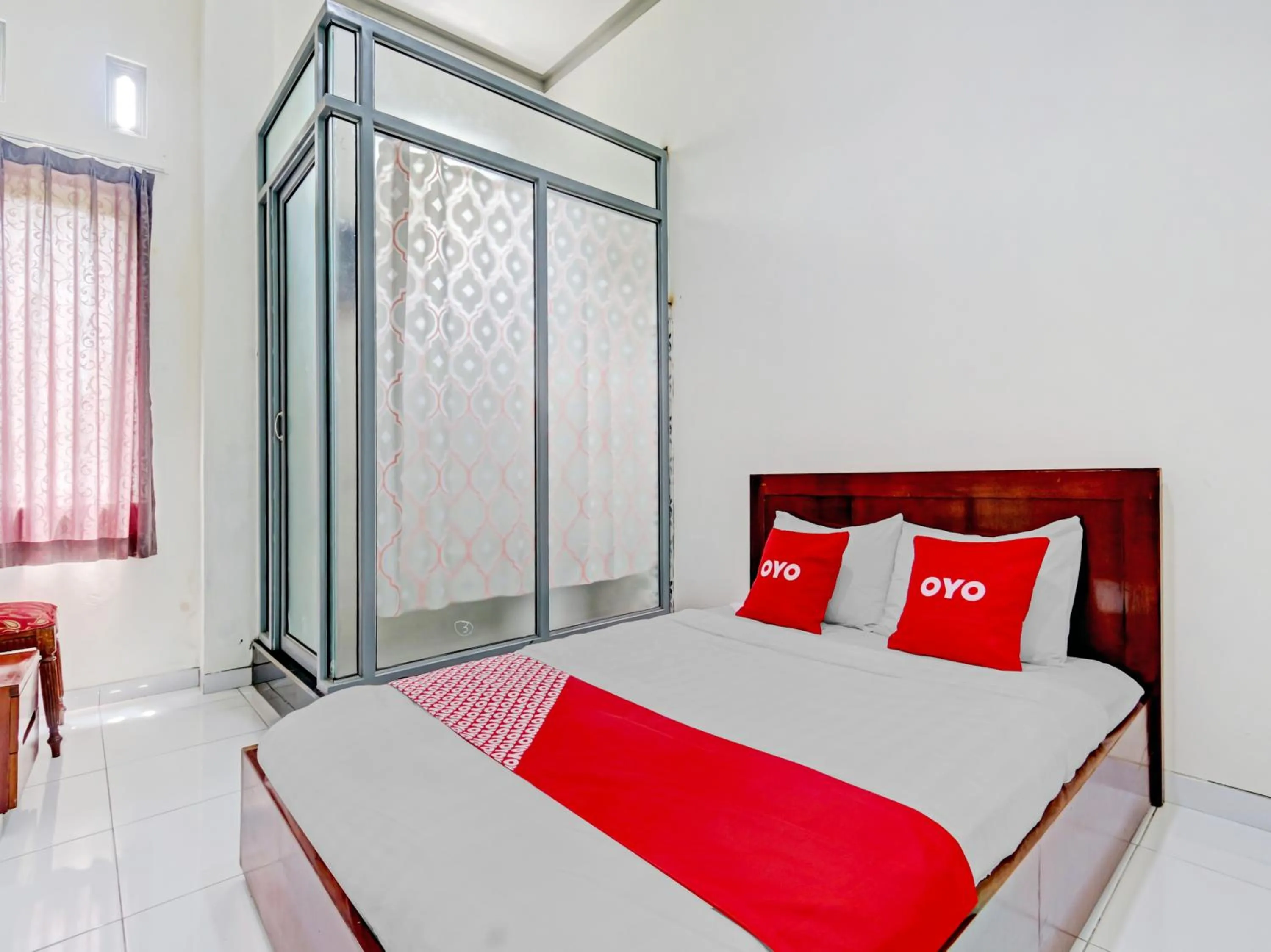 Bedroom in OYO 90517 Homestay Wonosobo Asri