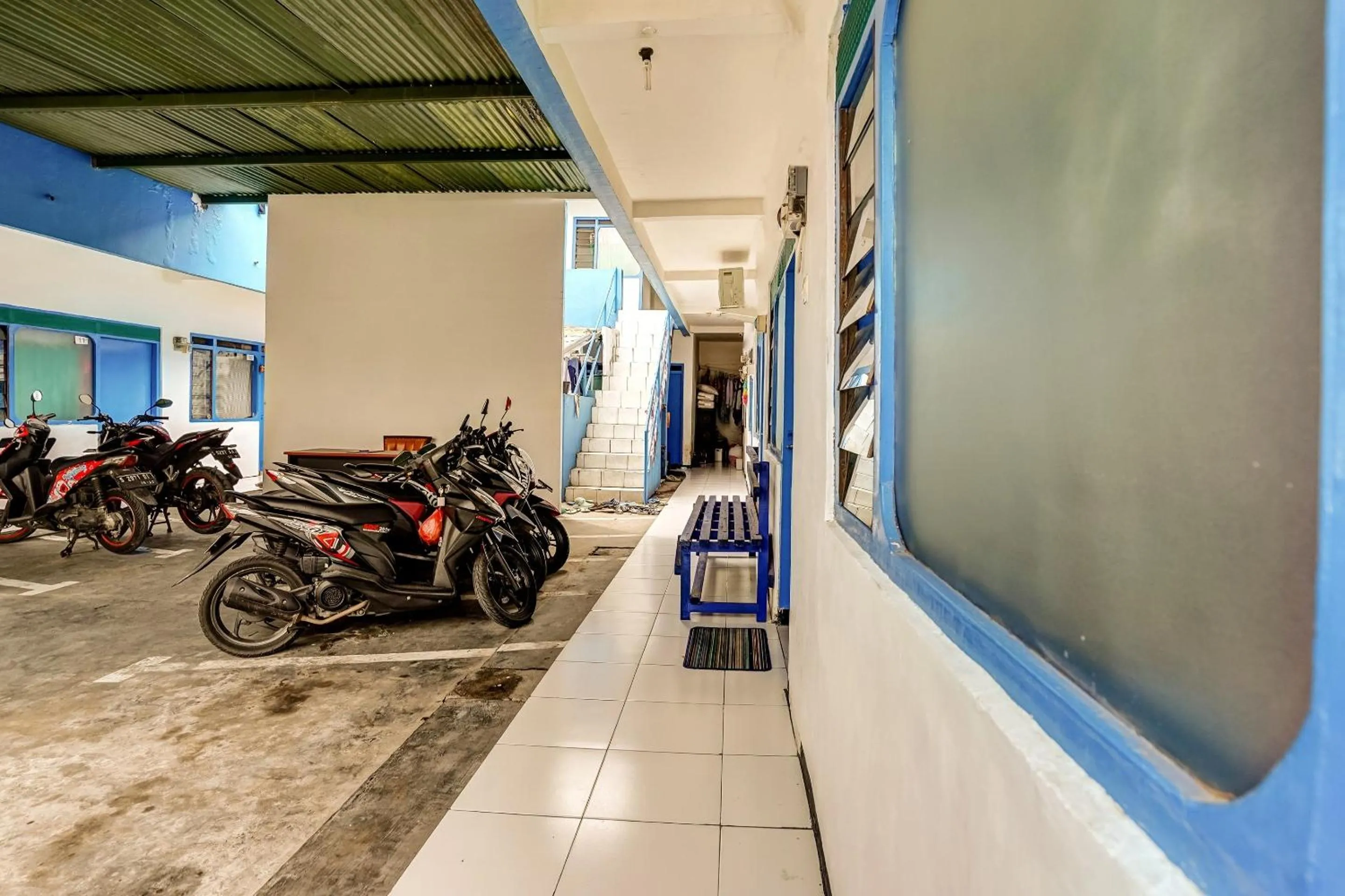 Lobby or reception in OYO Life 90523 Homestay Jenggolo