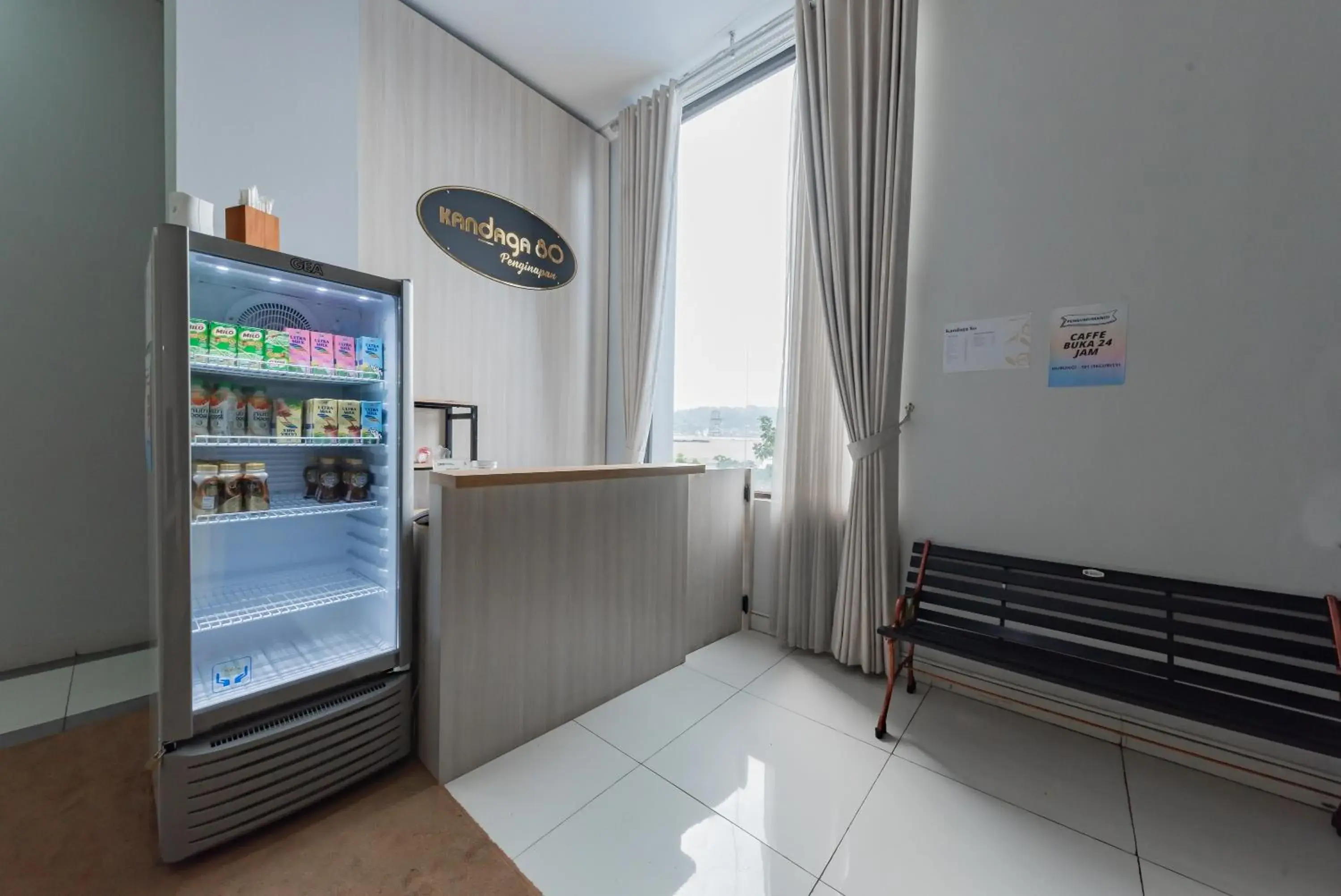 Lobby or reception in RedDoorz at Kandaga 80 near Stadium Arcamanik Lobby or reception in RedDoorz at Kandaga 80 near Stadium Arcamanik