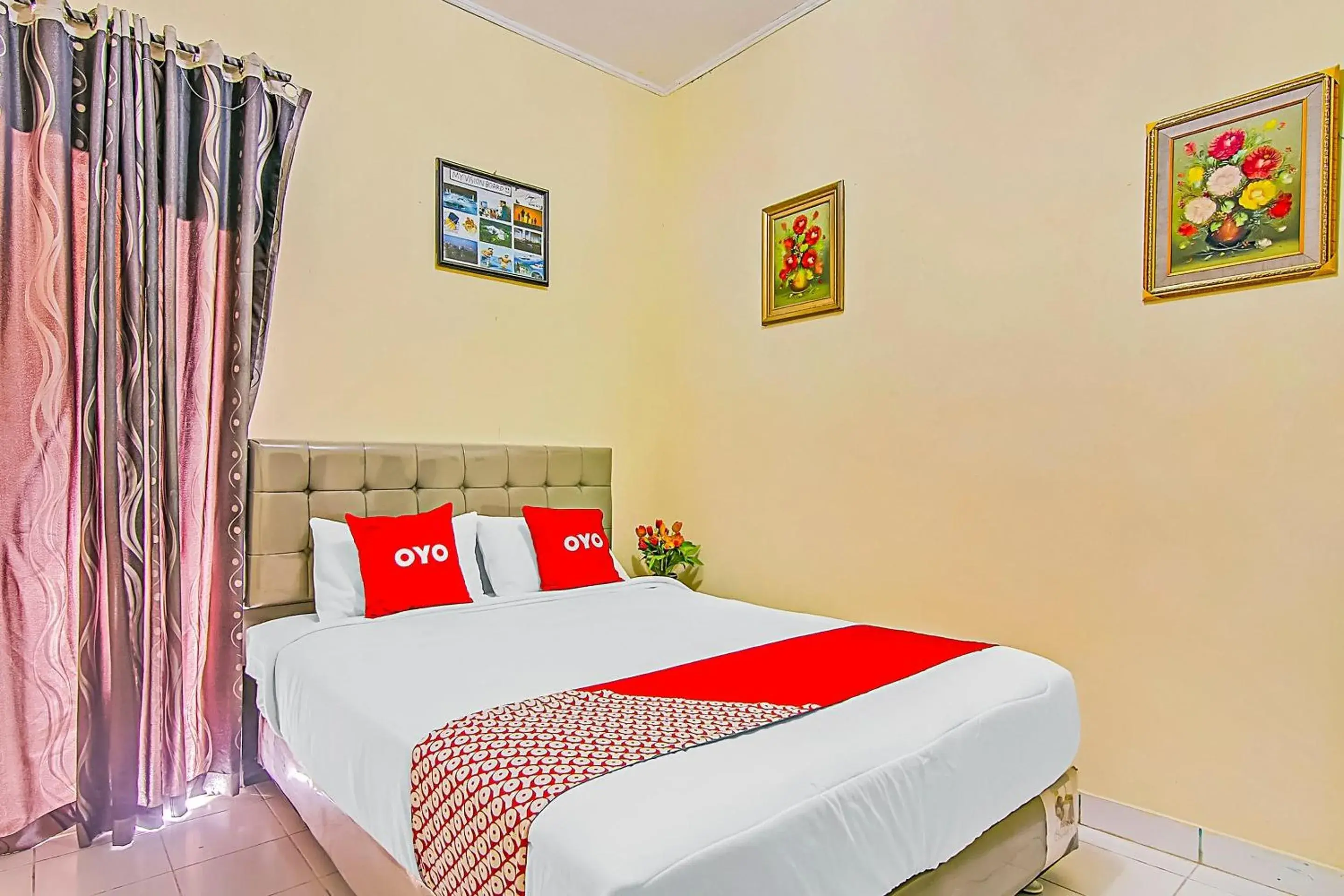 Bedroom, Bed in Hotel O New Bunga Sonsang Homestay Syariah Bedroom, Bed in Hotel O New Bunga Sonsang Homestay Syariah