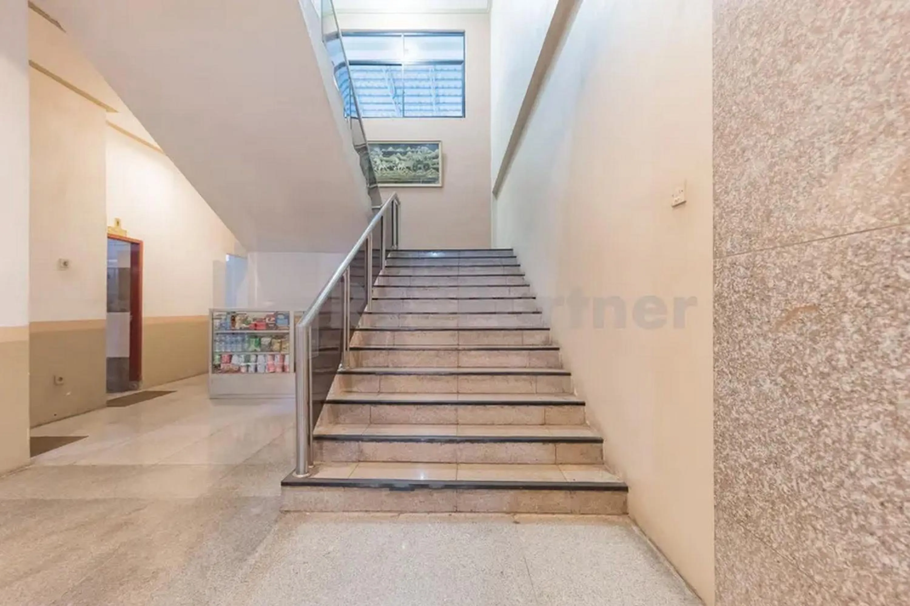 Property building in Hotel Ayong Linggarjati Kuningan Mitra RedDoorz