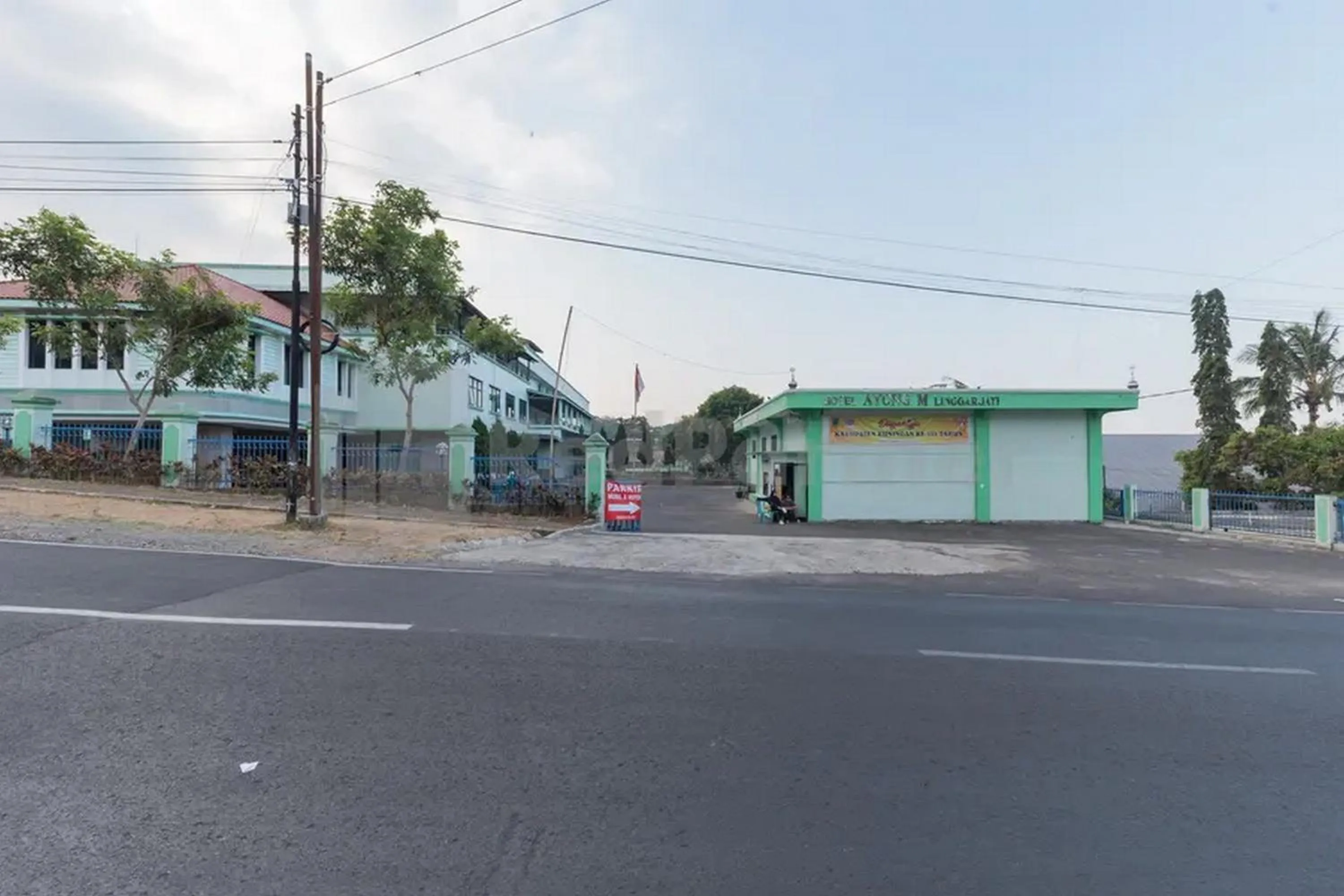 Property building in Hotel Ayong Linggarjati Kuningan Mitra RedDoorz