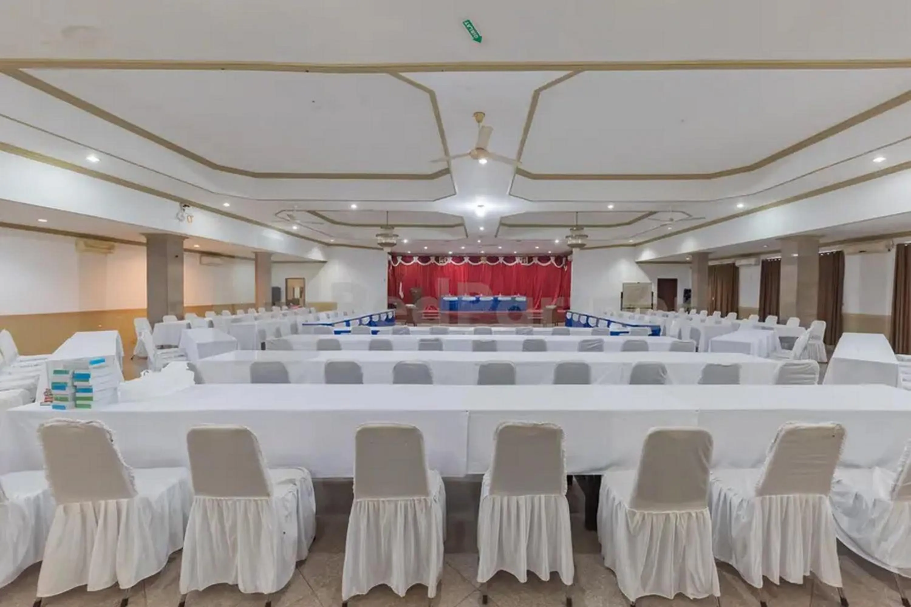 Meeting/conference room in Hotel Ayong Linggarjati Kuningan Mitra RedDoorz