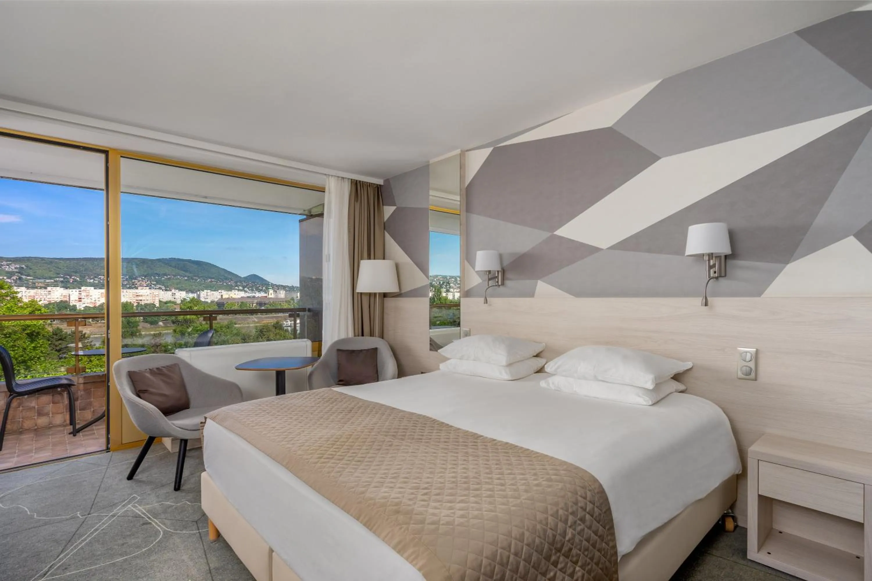 Bed in Ensana Thermal Margaret Island