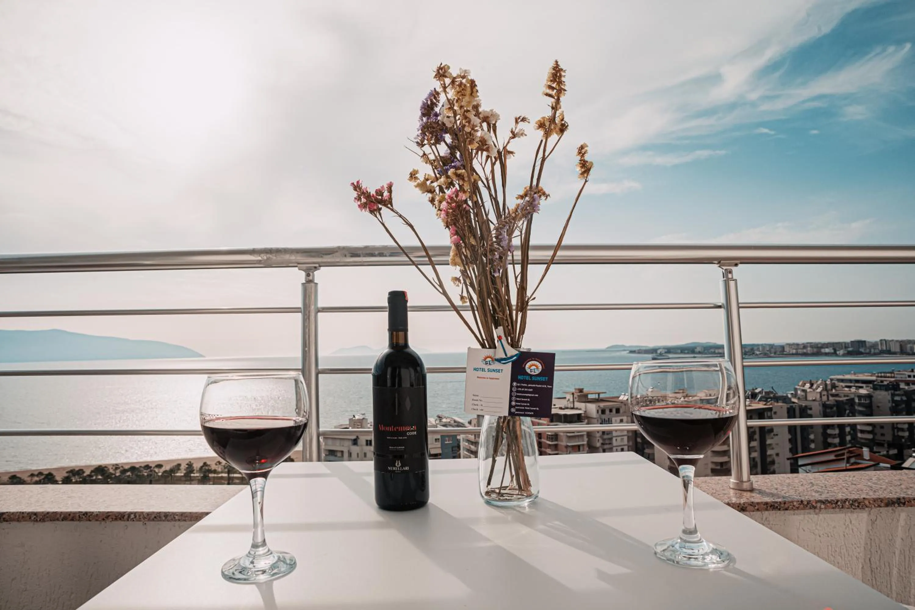 Day in Hotel SUNSET GL