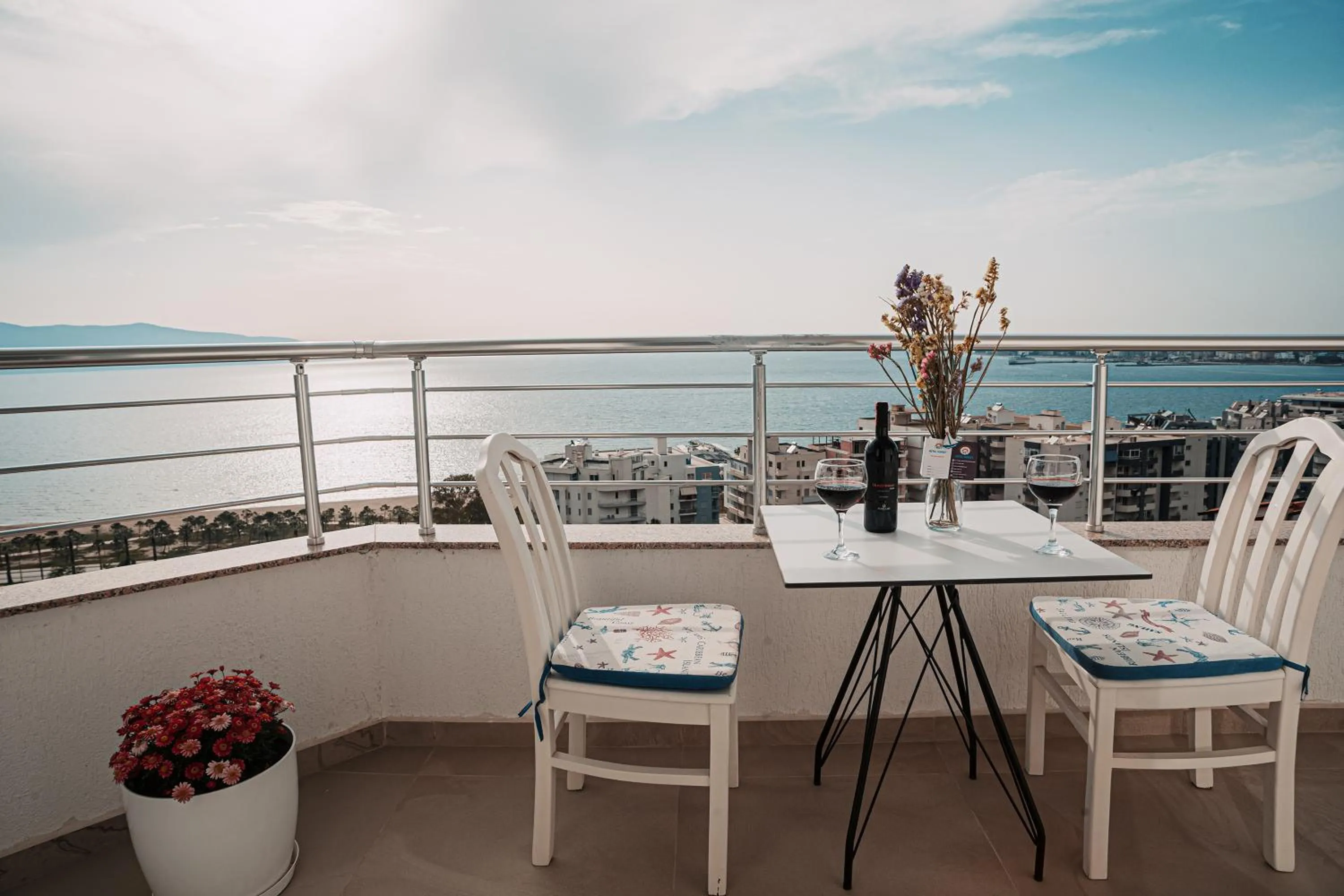 Balcony/Terrace in Hotel SUNSET GL