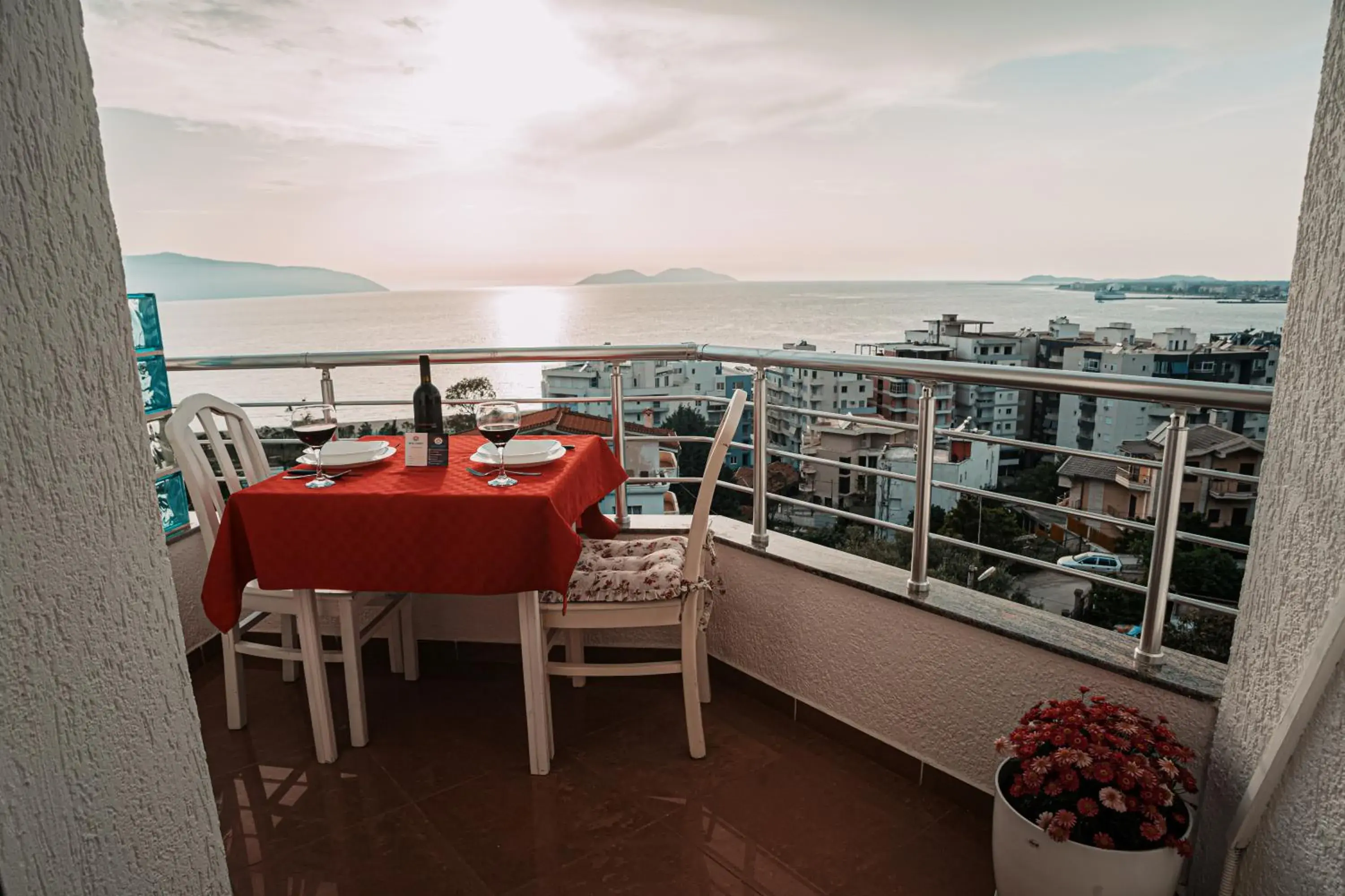 Apartment with Balcony in Hotel SUNSET GL Apartment with Balcony in Hotel SUNSET GL