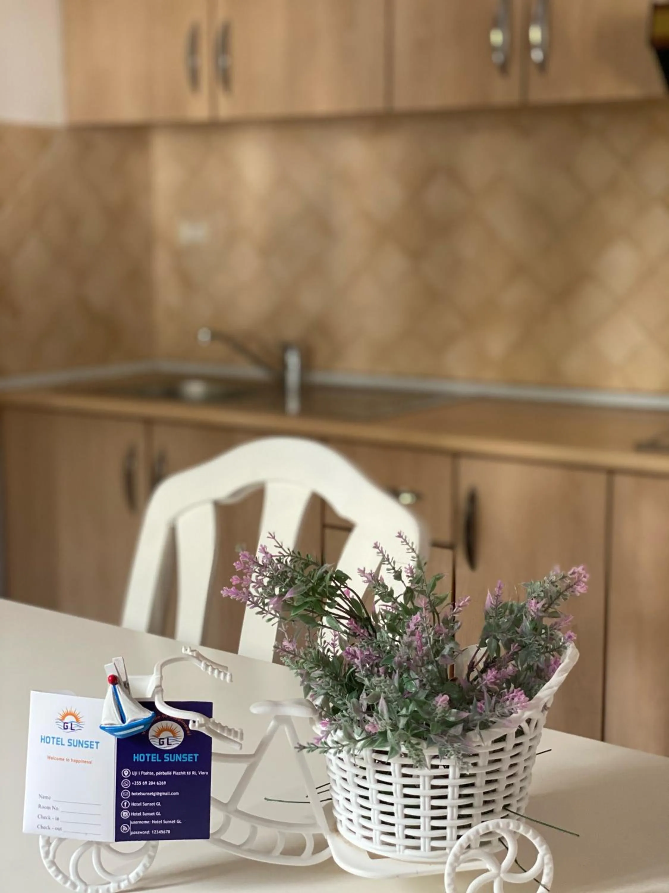 Kitchen or kitchenette in Hotel SUNSET GL