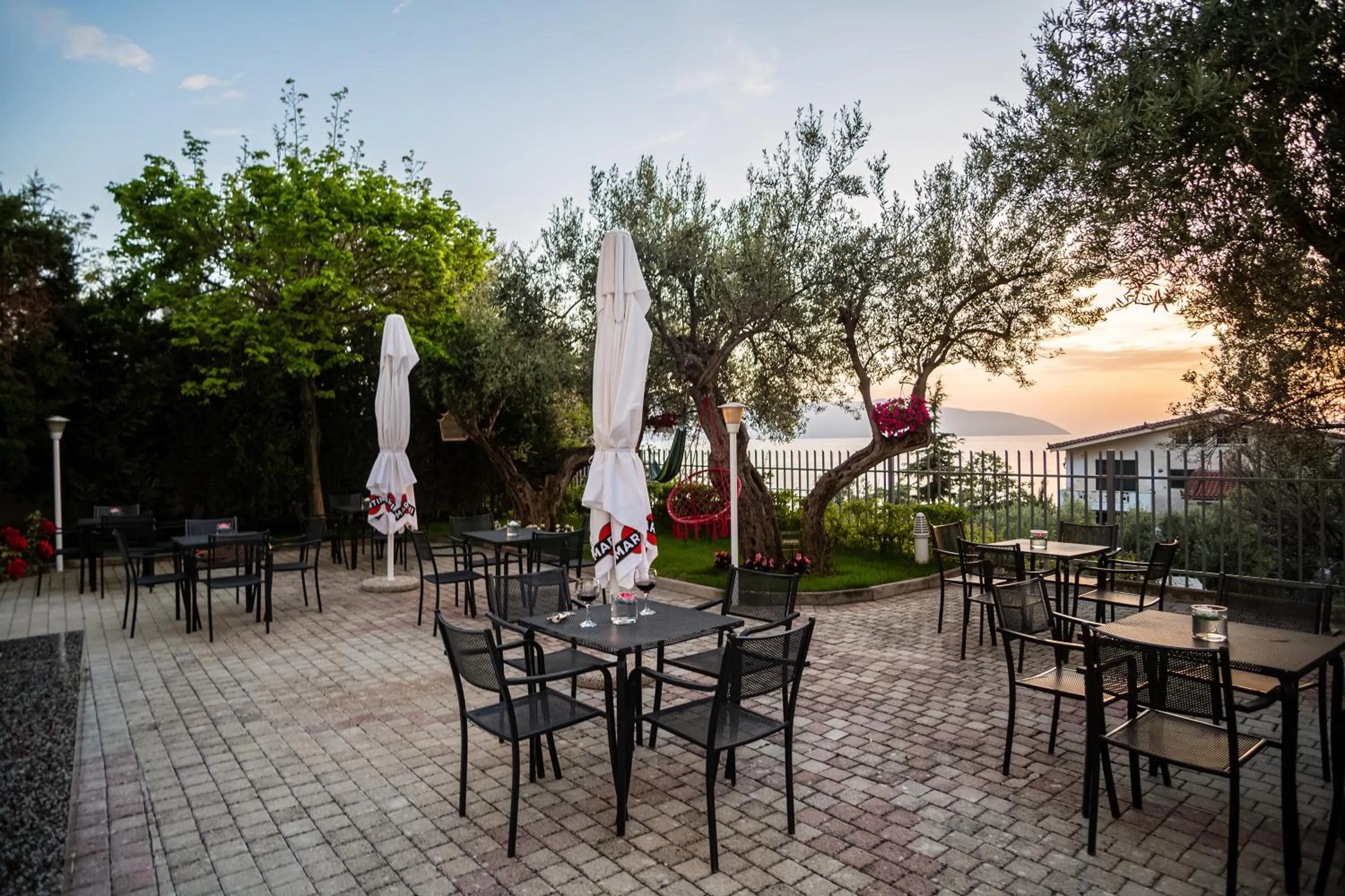 Patio in Hotel SUNSET GL