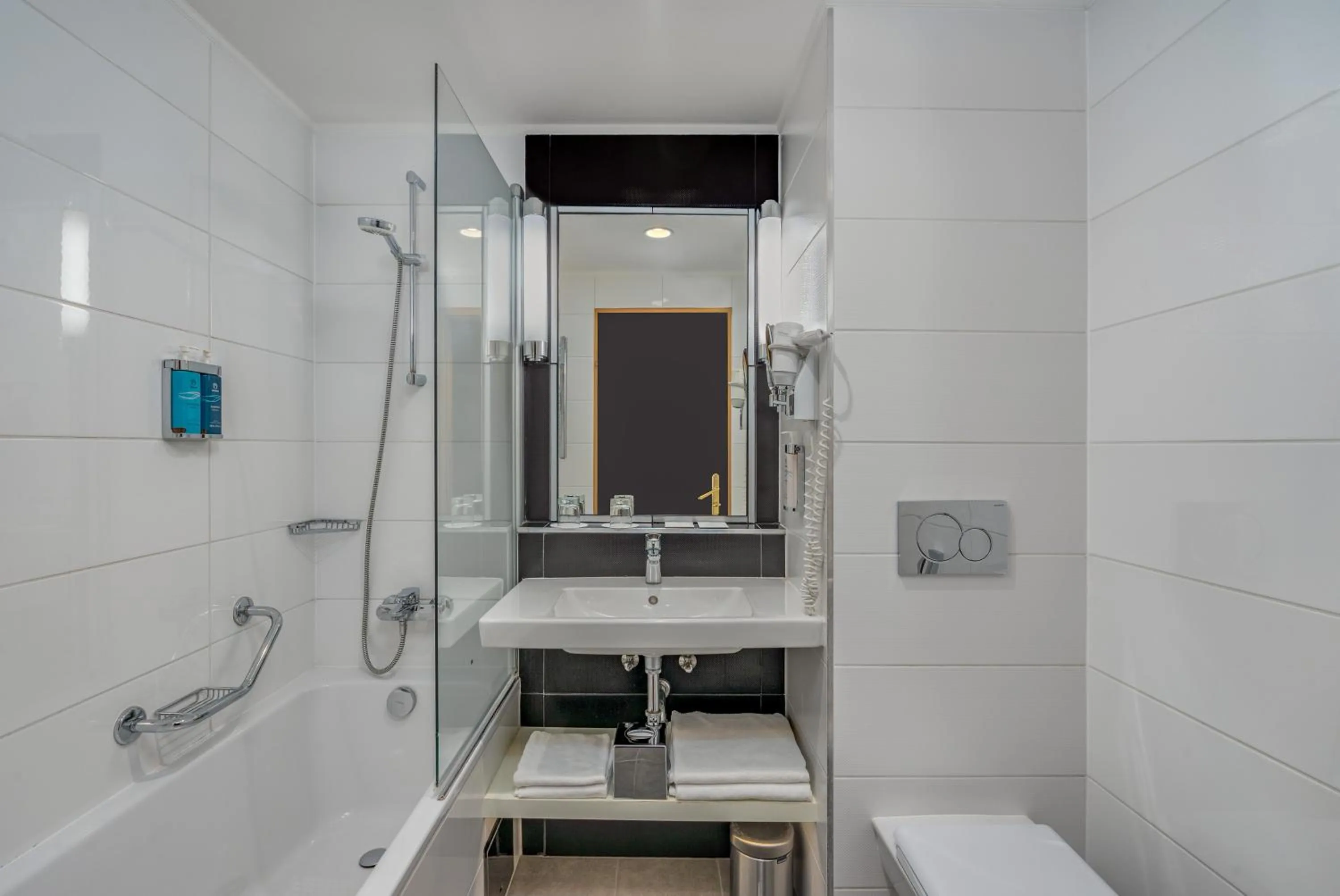 Bathroom in Ensana Grand Margaret Island